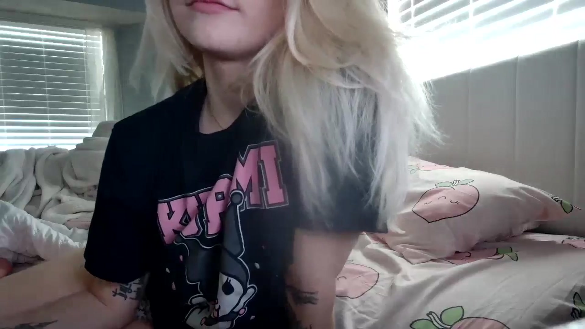 Gallery image thumbnail from DuckChan0's myfreecams stream on, 08/28/2024, 14:14 image 10 of 20