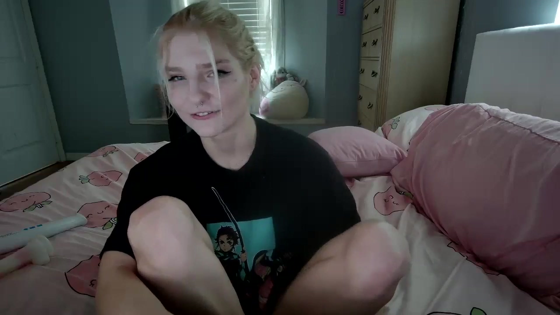 Gallery image thumbnail from DuckChan0's myfreecams stream on, 08/28/2024, 16:58 image 19 of 20