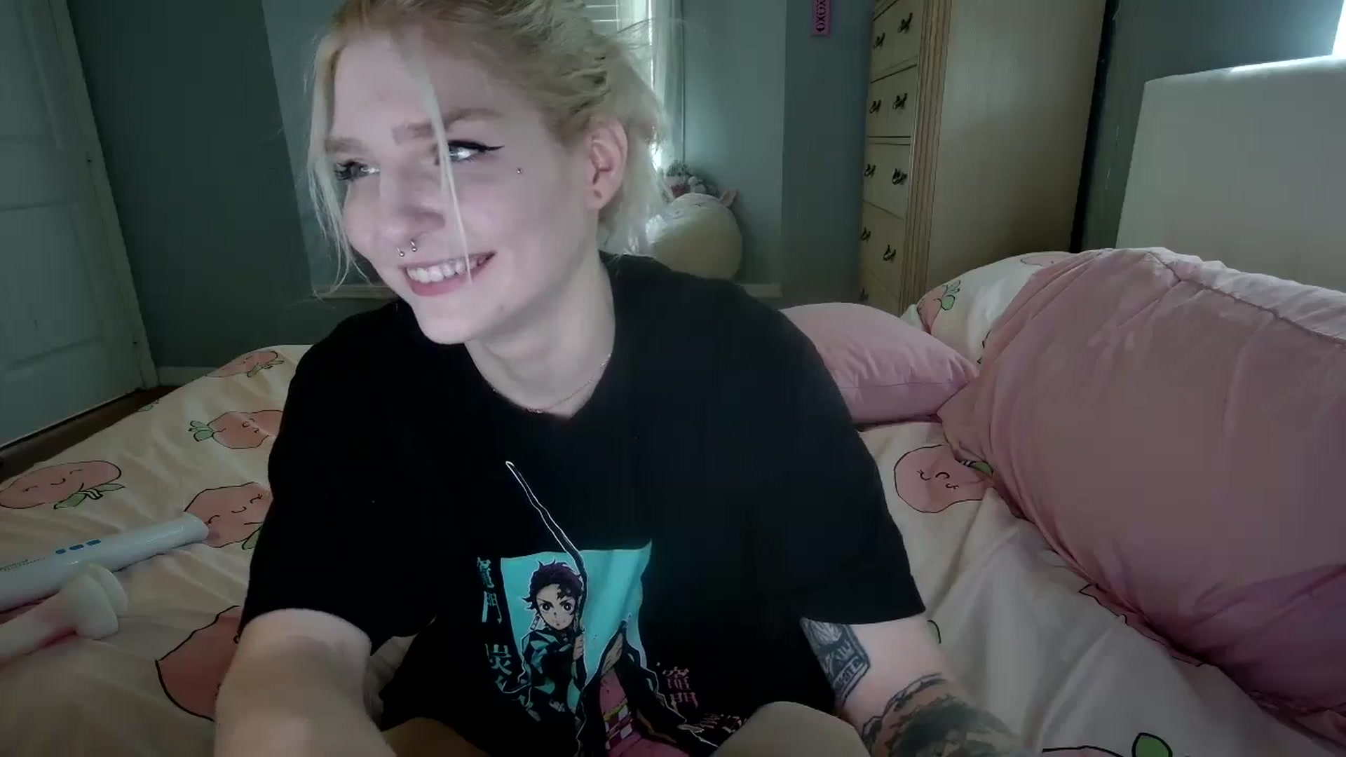 Gallery image thumbnail from DuckChan0's myfreecams stream on, 08/28/2024, 16:58 image 11 of 20