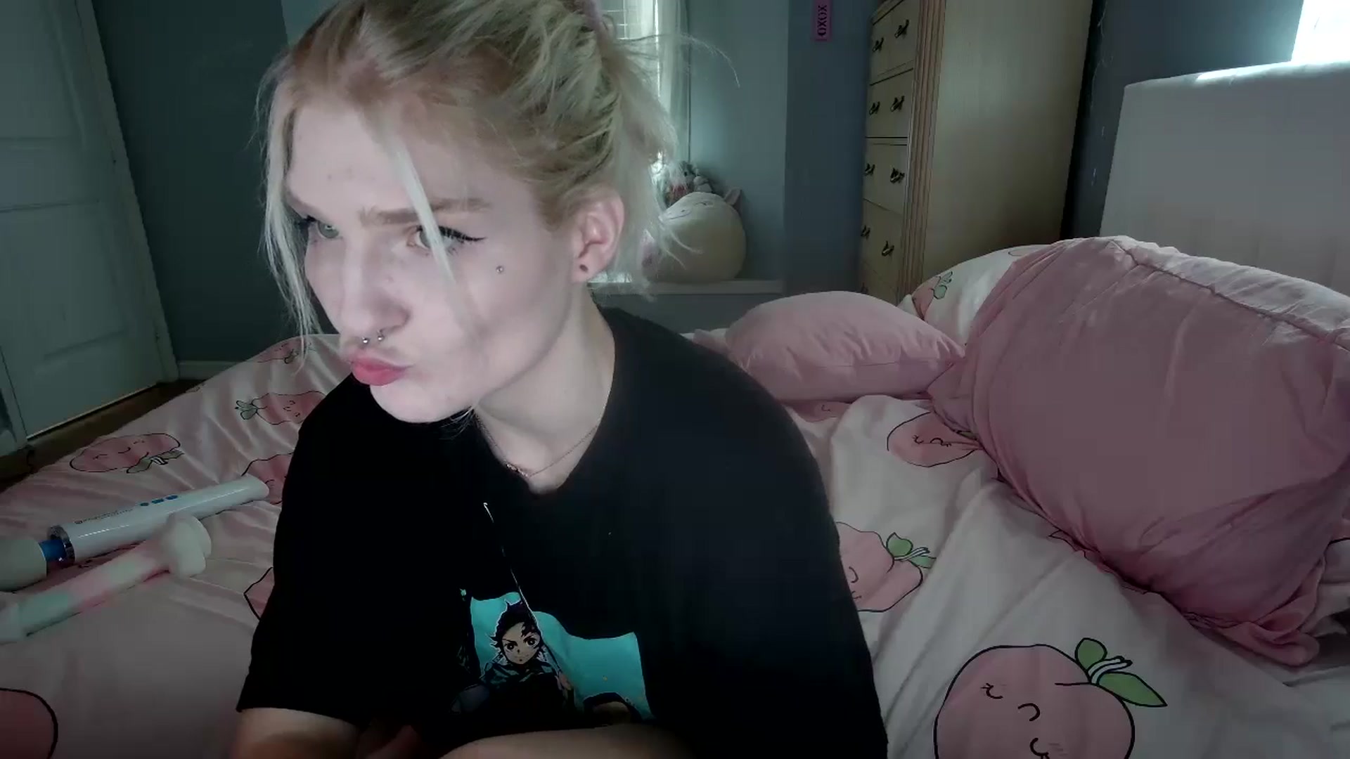 Gallery image thumbnail from DuckChan0's myfreecams stream on, 08/28/2024, 16:58 image 7 of 20