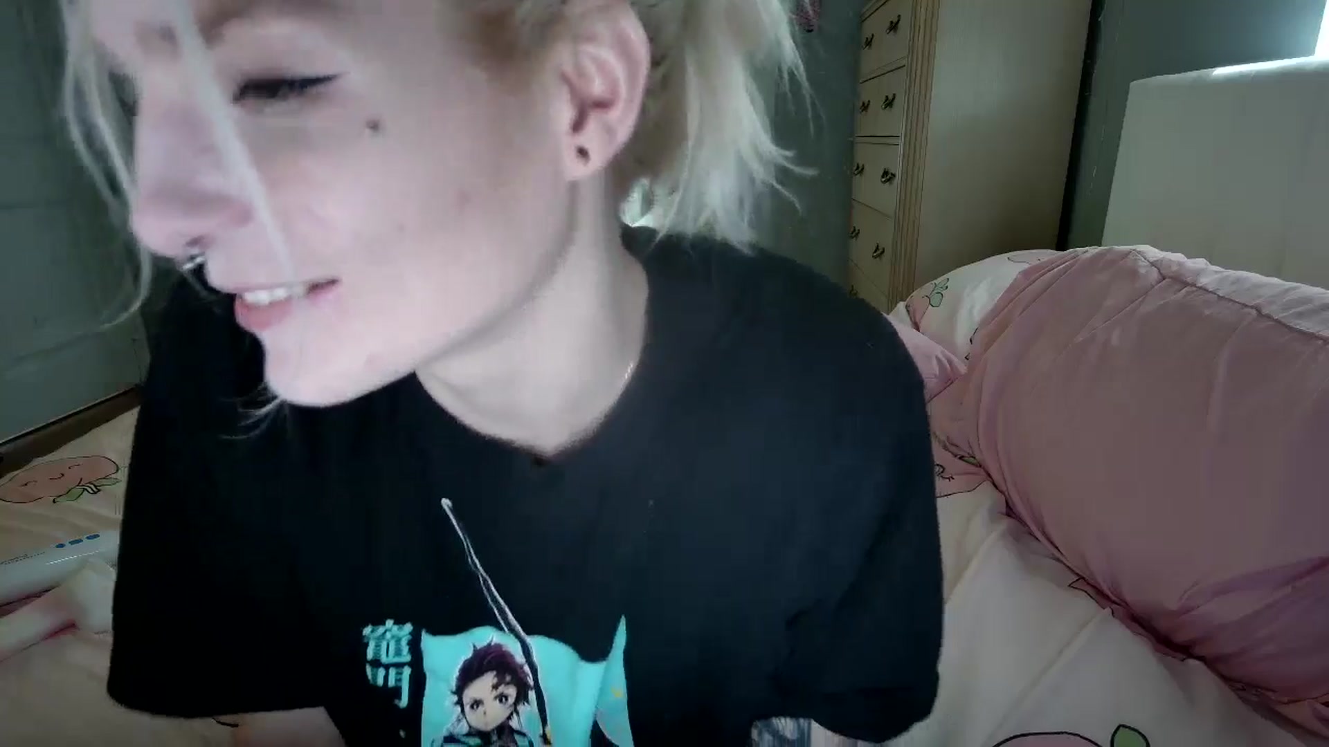 Gallery image thumbnail from DuckChan0's myfreecams stream on, 08/28/2024, 16:58 image 9 of 20