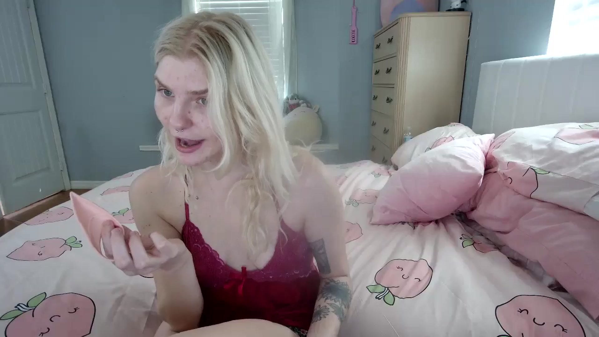Gallery image thumbnail from DuckChan0's myfreecams stream on, 08/29/2024, 14:09 image 3 of 20