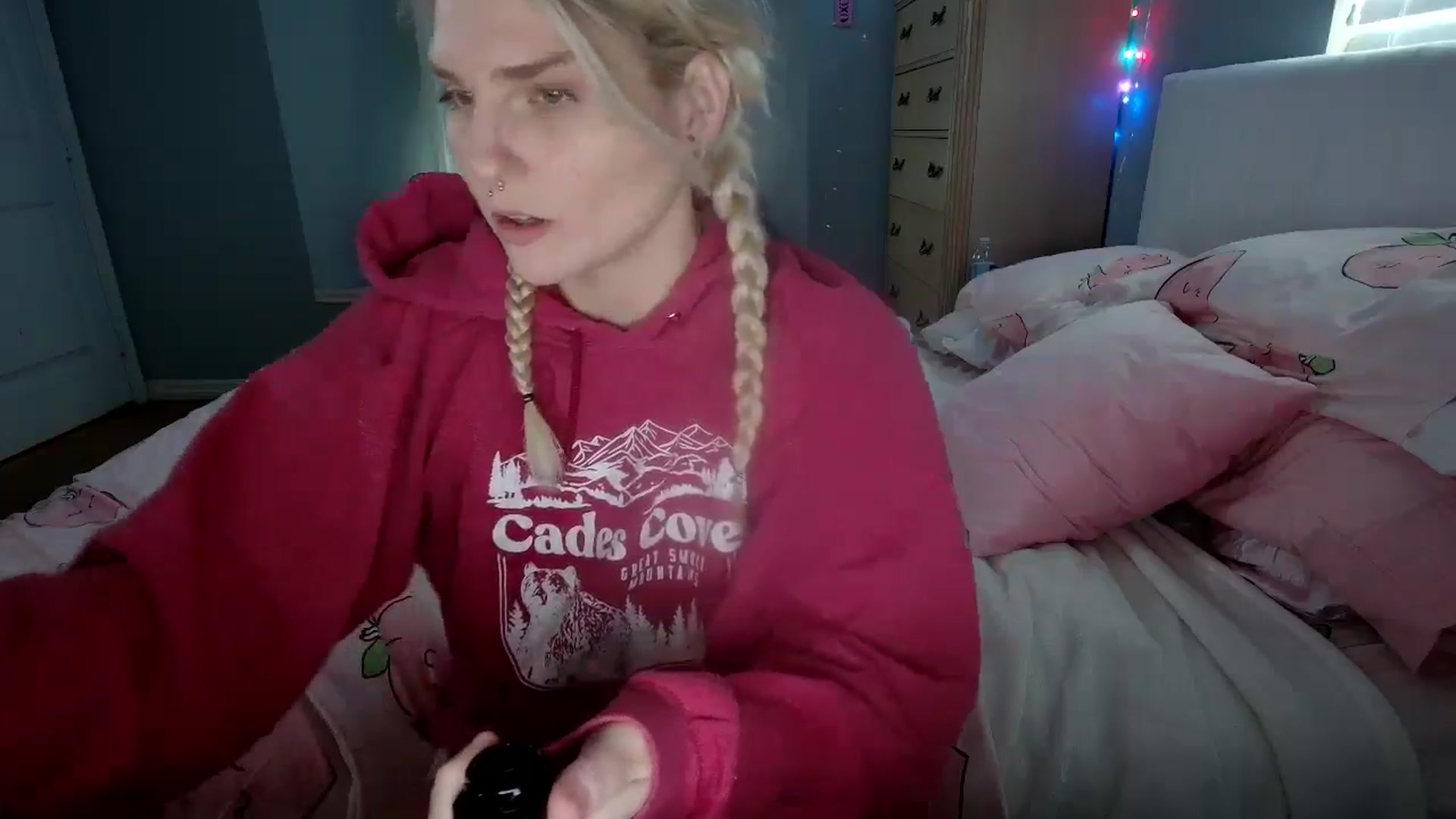 Gallery image thumbnail from DuckChan0's myfreecams stream on, 08/29/2024, 15:01 image 2 of 20