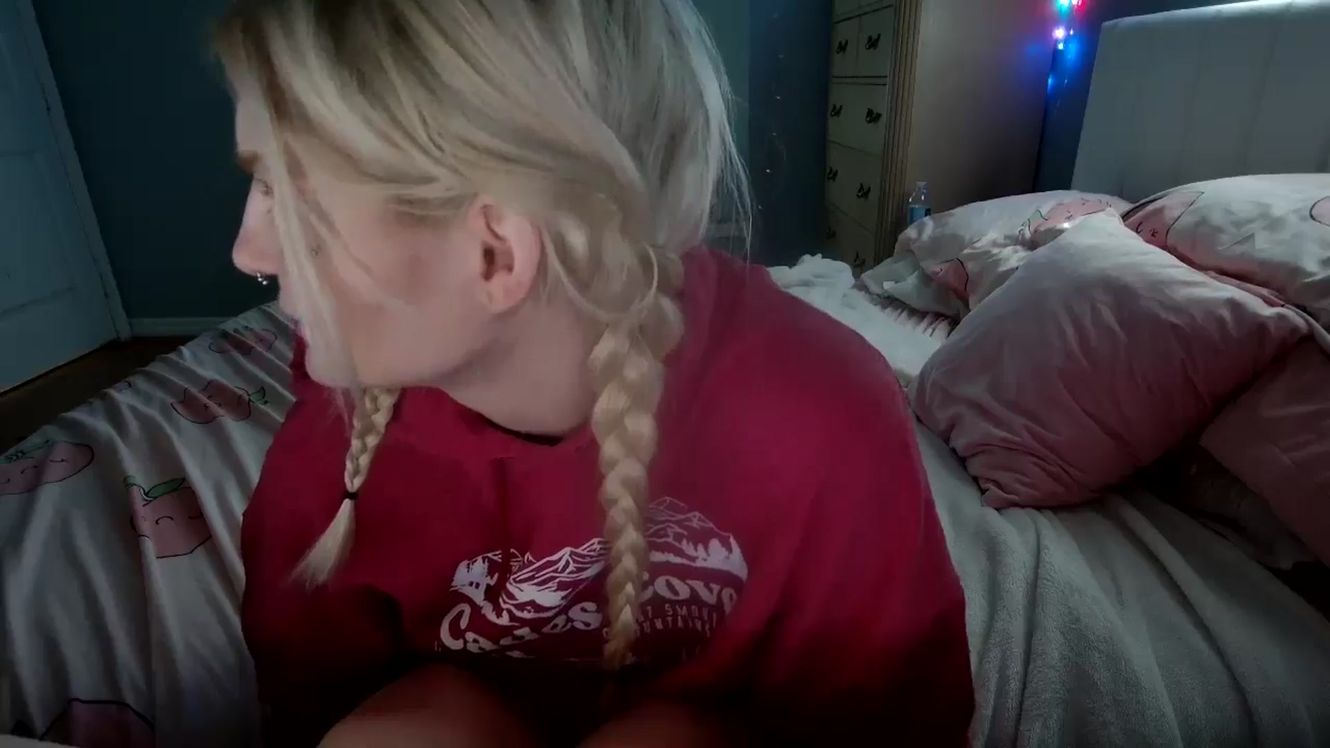 Gallery image thumbnail from DuckChan0's myfreecams stream on, 08/29/2024, 15:58 image 3 of 20