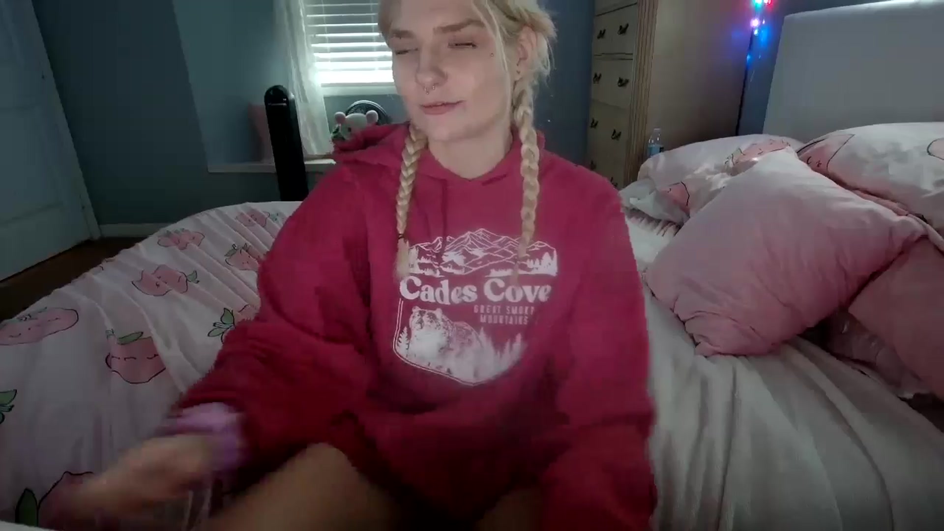 Gallery image thumbnail from DuckChan0's myfreecams stream on, 08/29/2024, 15:58 image 2 of 20