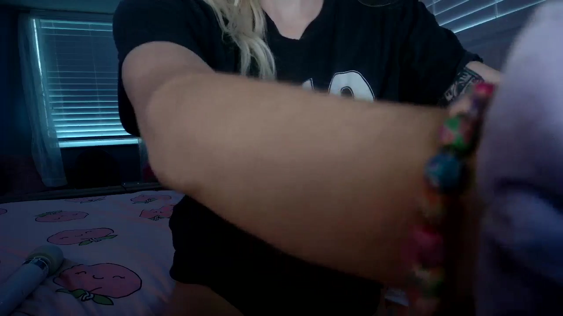 Gallery image thumbnail from DuckChan0's myfreecams stream on, 08/31/2024, 22:31 image 20 of 20