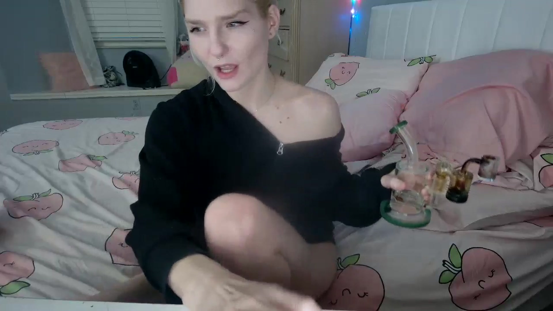 Gallery image thumbnail from DuckChan0's myfreecams stream on, 09/02/2024, 23:52 image 17 of 20