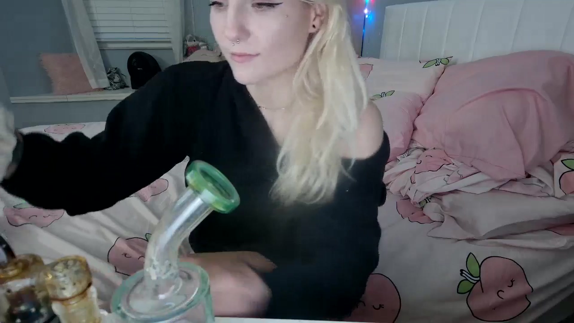 Gallery image thumbnail from DuckChan0's myfreecams stream on, 09/02/2024, 23:52 image 16 of 20