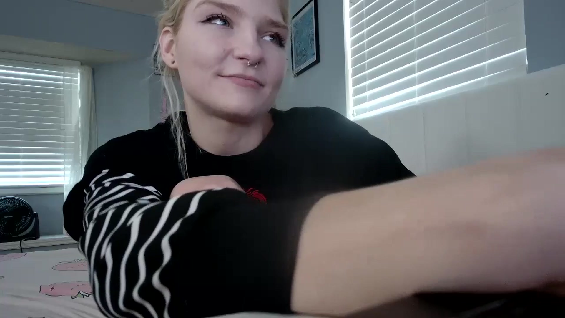 Gallery image thumbnail from DuckChan0's myfreecams stream on, 09/03/2024, 19:02 image 20 of 20