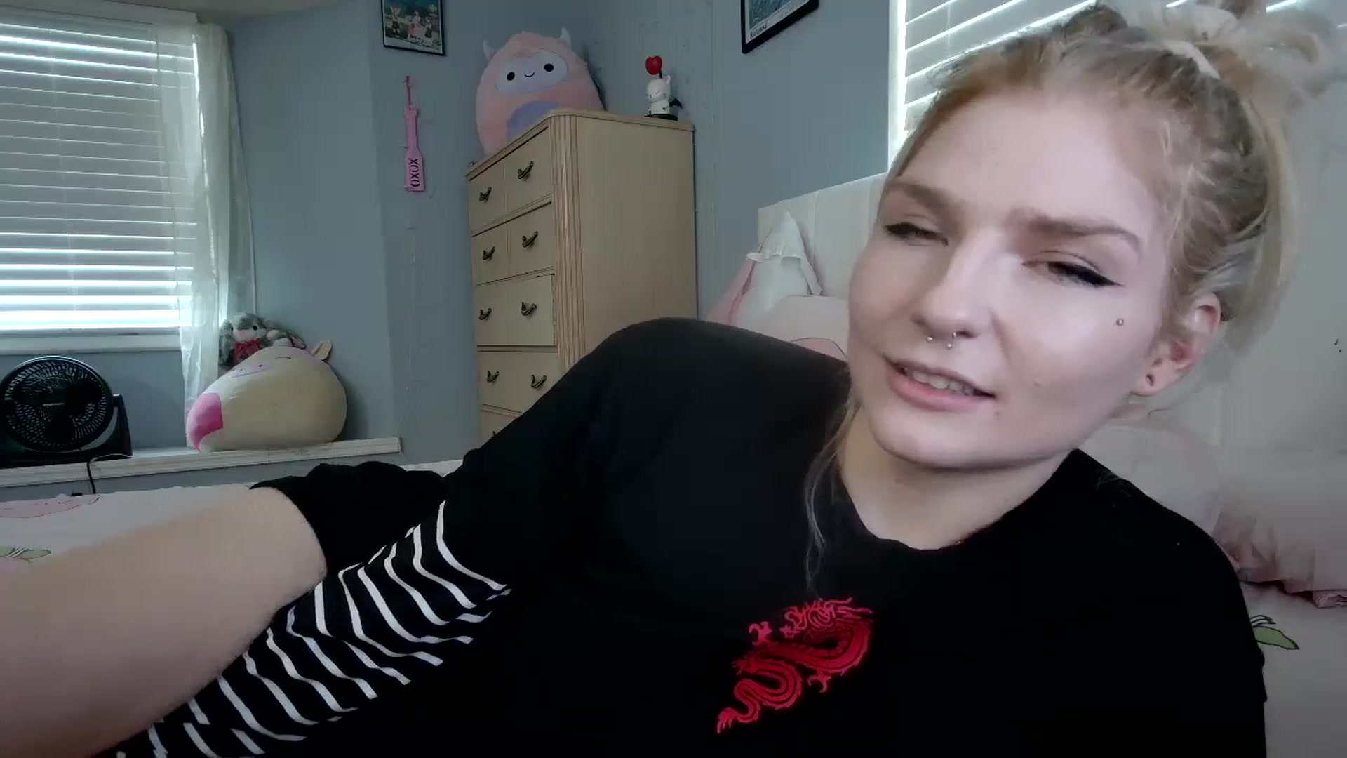 Gallery image thumbnail from DuckChan0's myfreecams stream on, 09/03/2024, 19:02 image 15 of 20