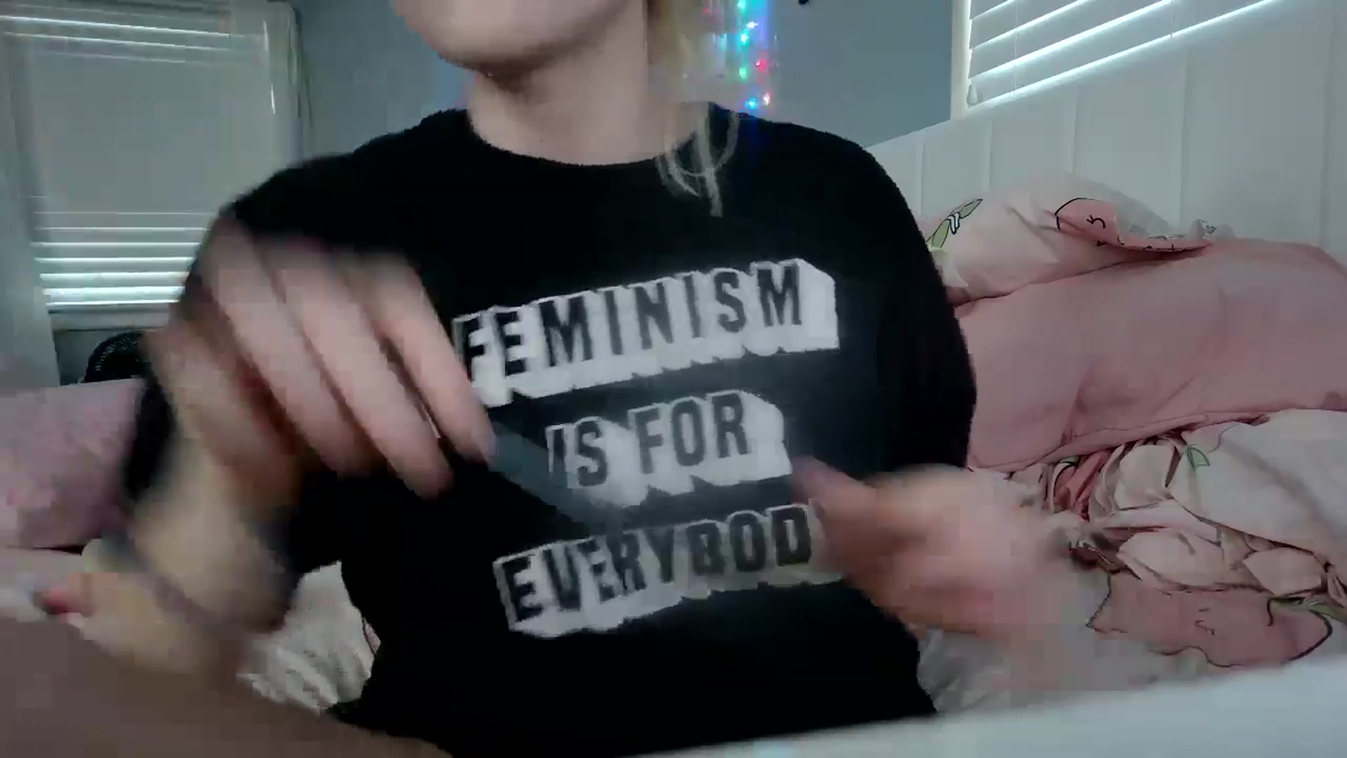 Gallery image thumbnail from DuckChan0's myfreecams stream on, 09/03/2024, 23:26 image 13 of 20