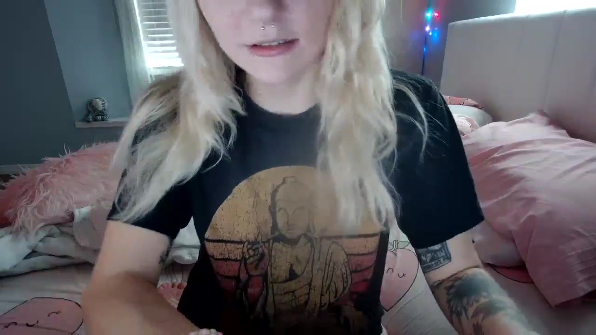 Gallery image thumbnail from DuckChan0's myfreecams stream on, 09/05/2024, 14:54 image 19 of 20
