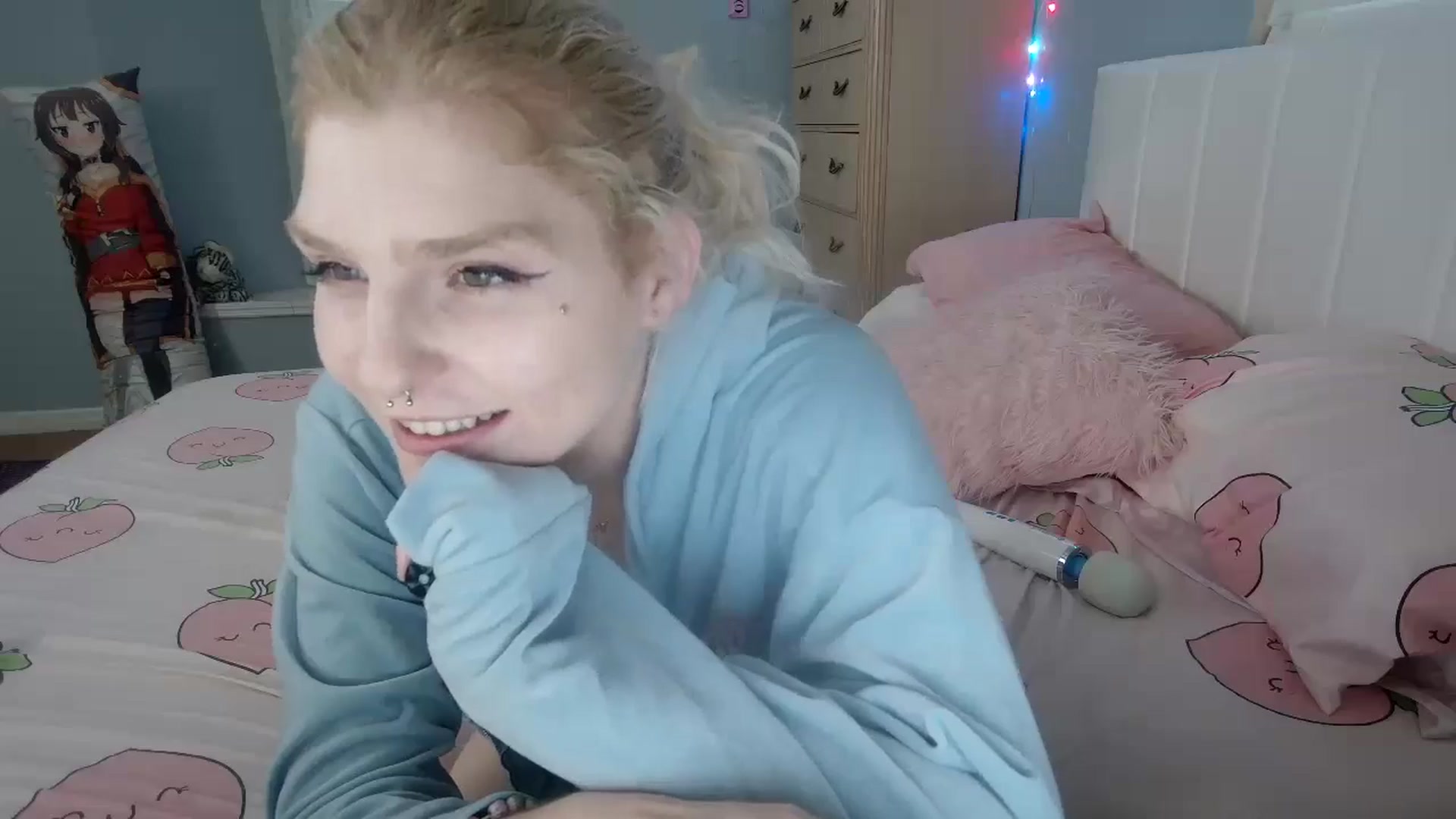 Gallery image thumbnail from DuckChan0's myfreecams stream on, 09/11/2024, 22:50 image 18 of 20