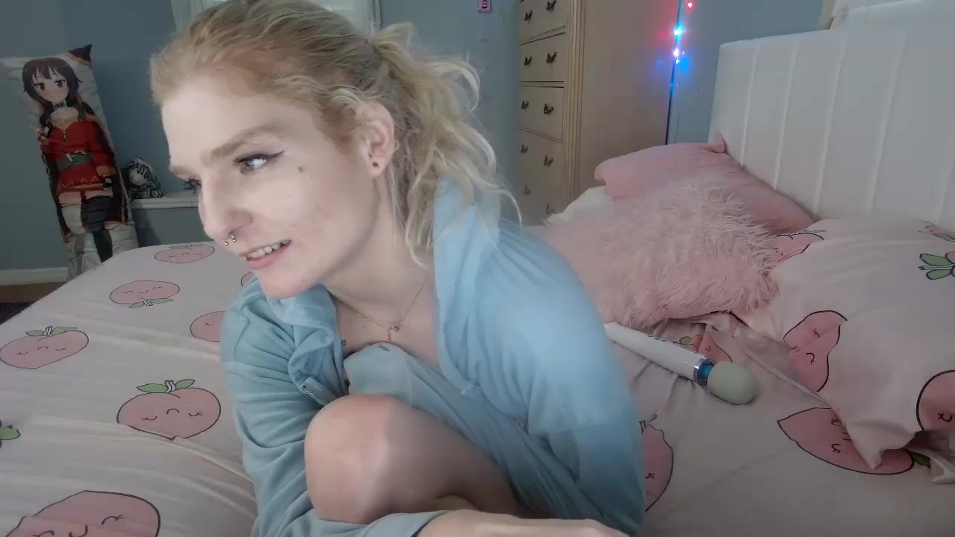 Gallery image thumbnail from DuckChan0's myfreecams stream on, 09/11/2024, 22:50 image 14 of 20