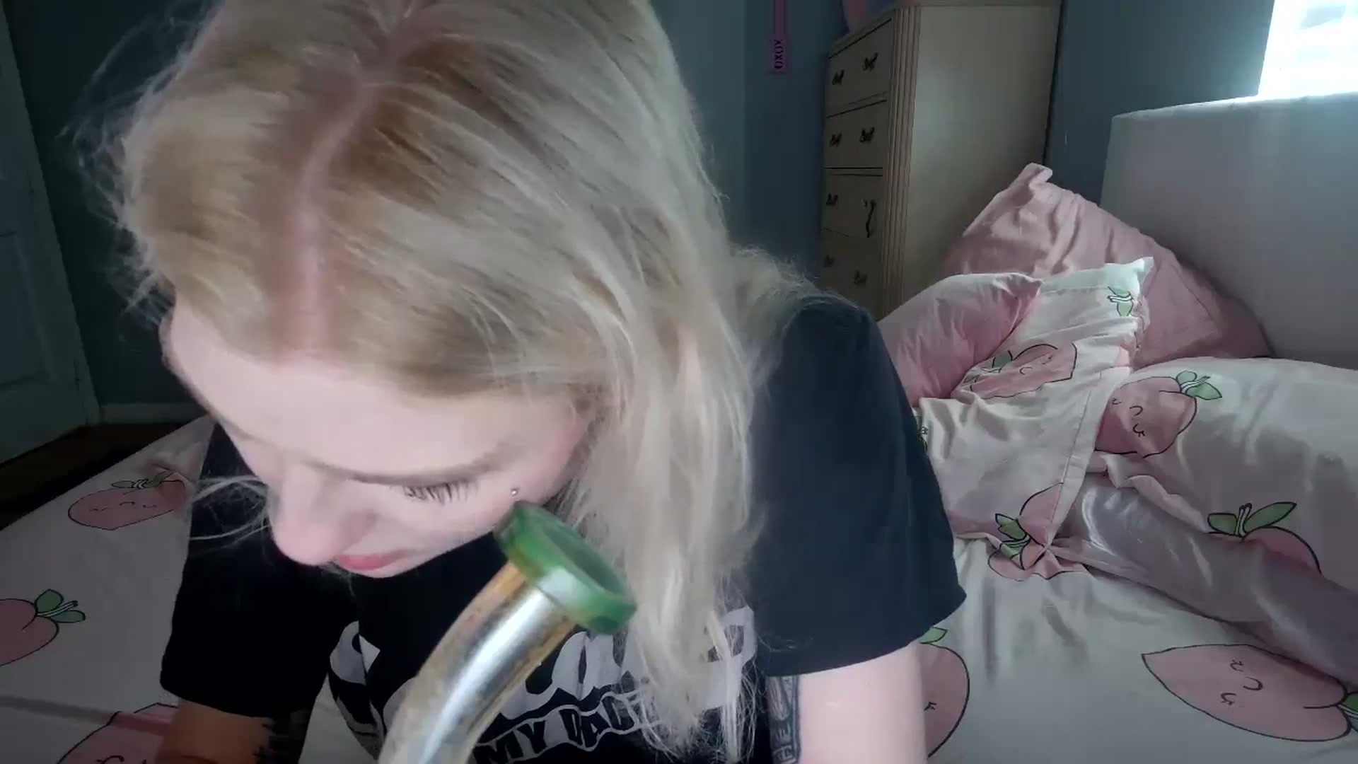 Gallery image thumbnail from DuckChan0's myfreecams stream on, 09/12/2024, 15:58 image 2 of 20