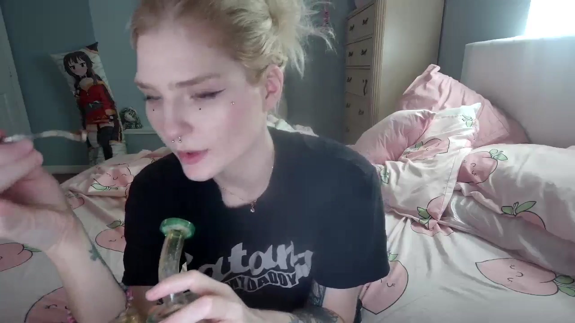 Gallery image thumbnail from DuckChan0's myfreecams stream on, 09/12/2024, 15:58 image 3 of 20