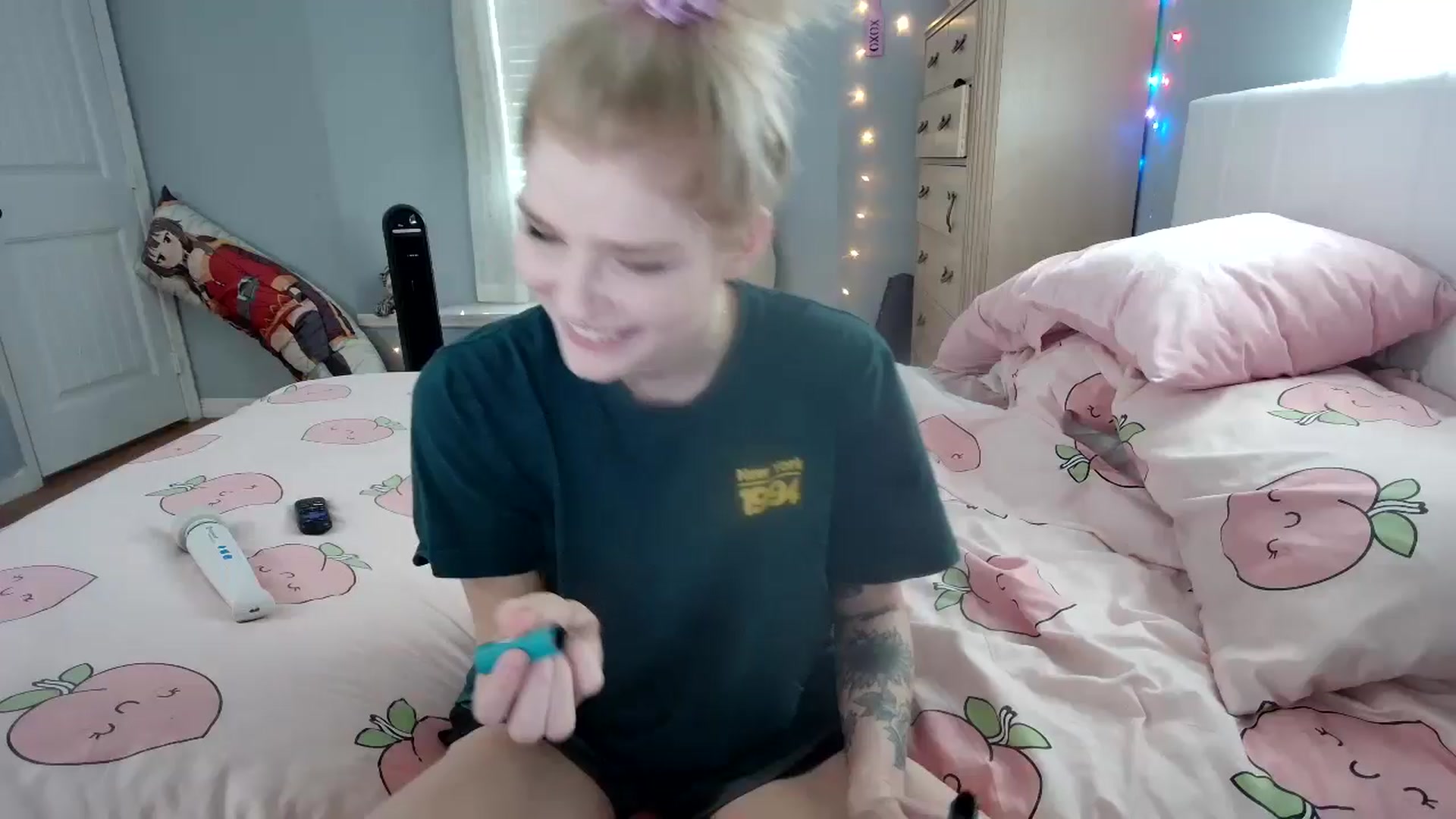 Gallery image thumbnail from DuckChan0's myfreecams stream on, 09/16/2024, 15:19 image 2 of 20