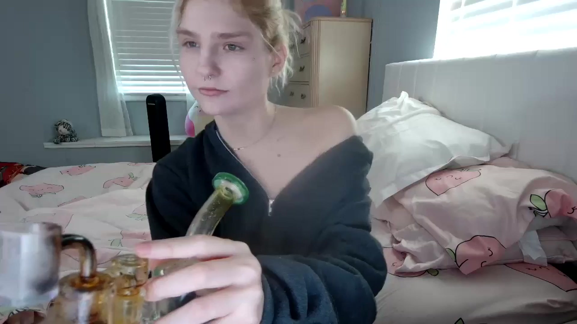 Gallery image thumbnail from DuckChan0's myfreecams stream on, 09/20/2024, 13:51 image 2 of 20