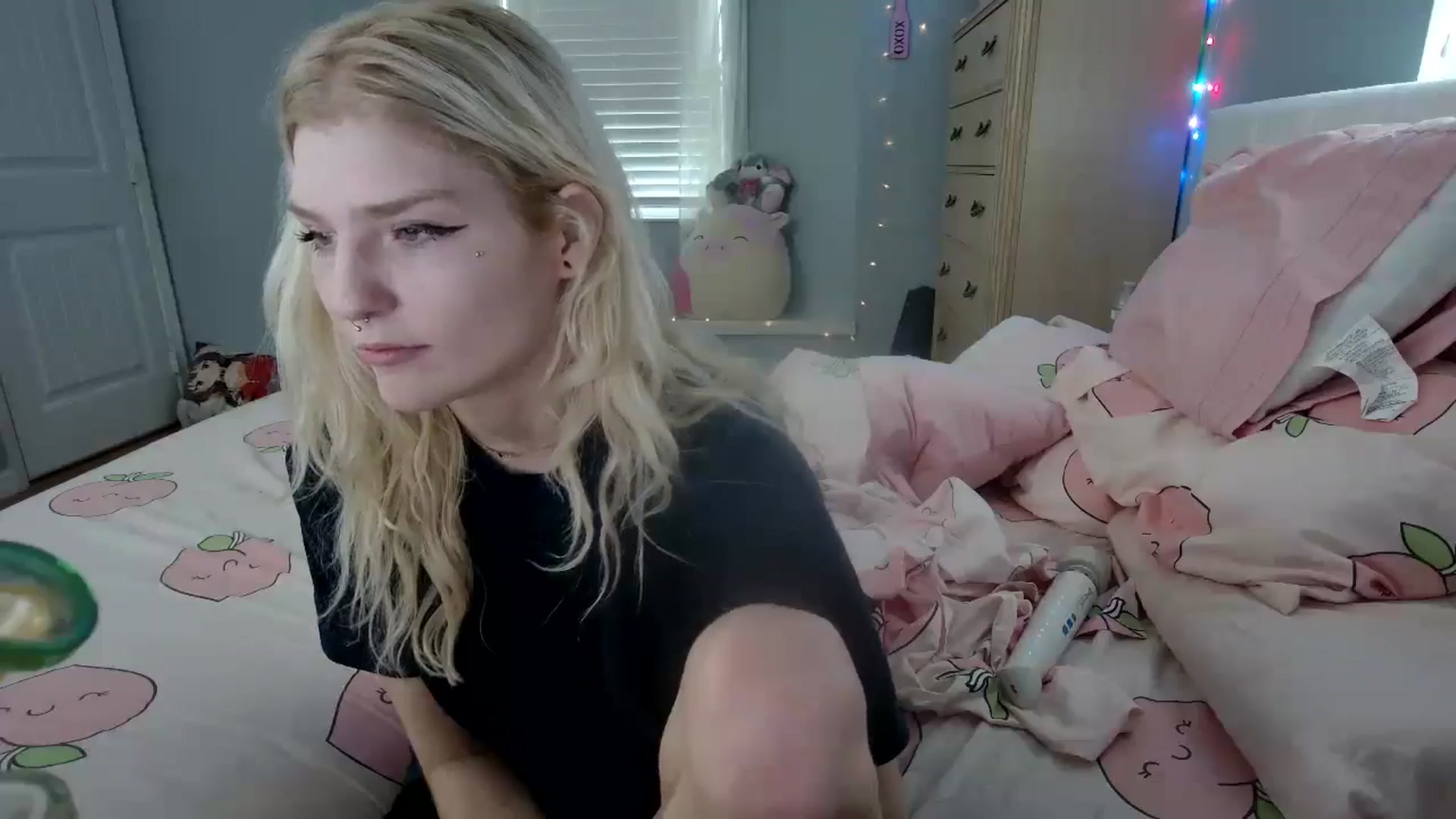 Gallery image thumbnail from DuckChan0's myfreecams stream on, 09/24/2024, 14:40 image 20 of 20
