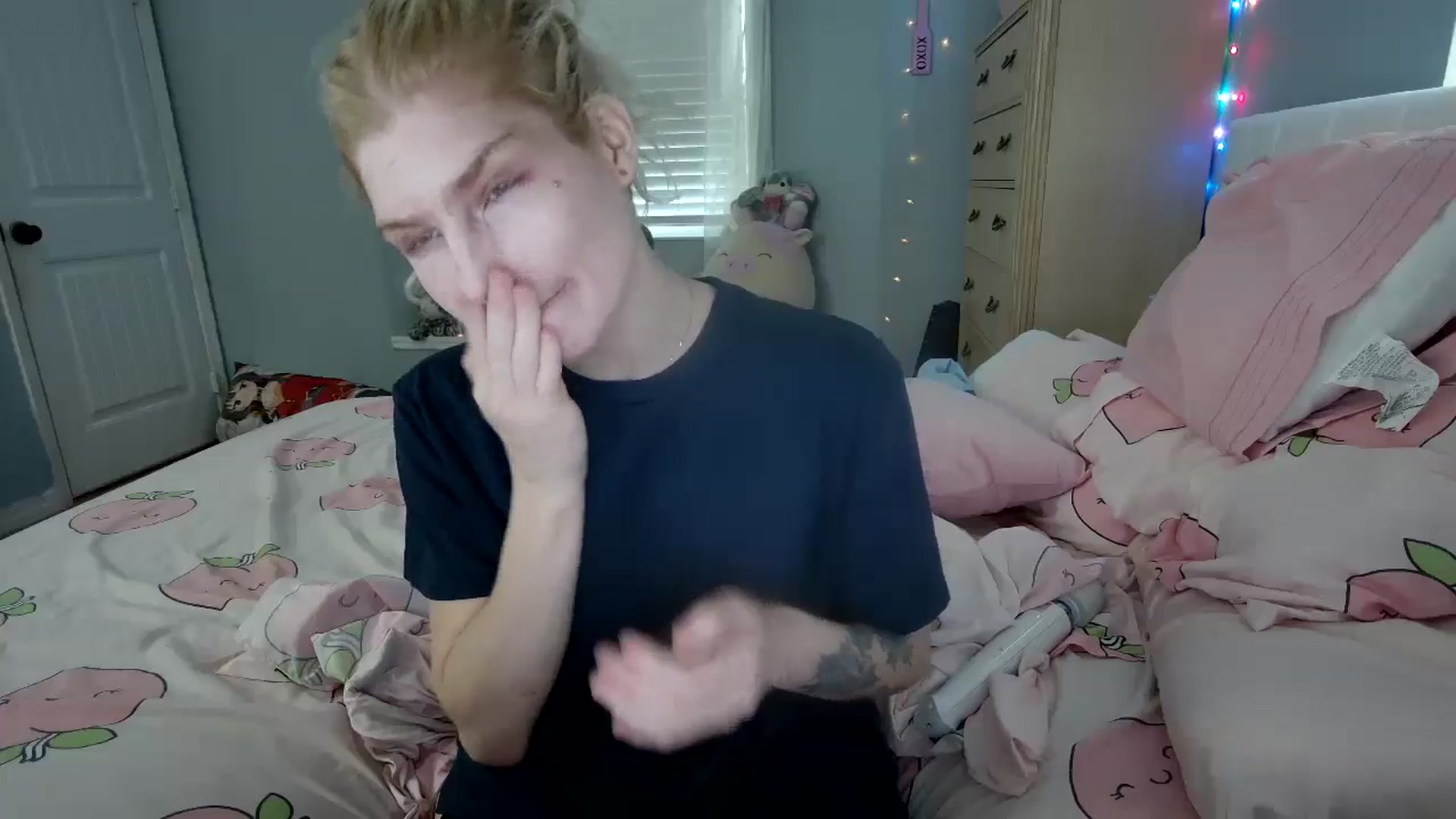 Gallery image thumbnail from DuckChan0's myfreecams stream on, 09/24/2024, 14:40 image 4 of 20