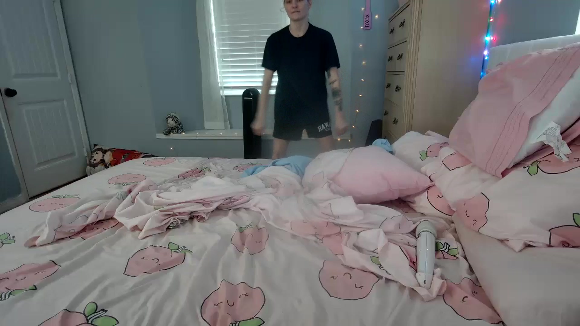 Gallery image thumbnail from DuckChan0's myfreecams stream on, 09/24/2024, 14:40 image 3 of 20