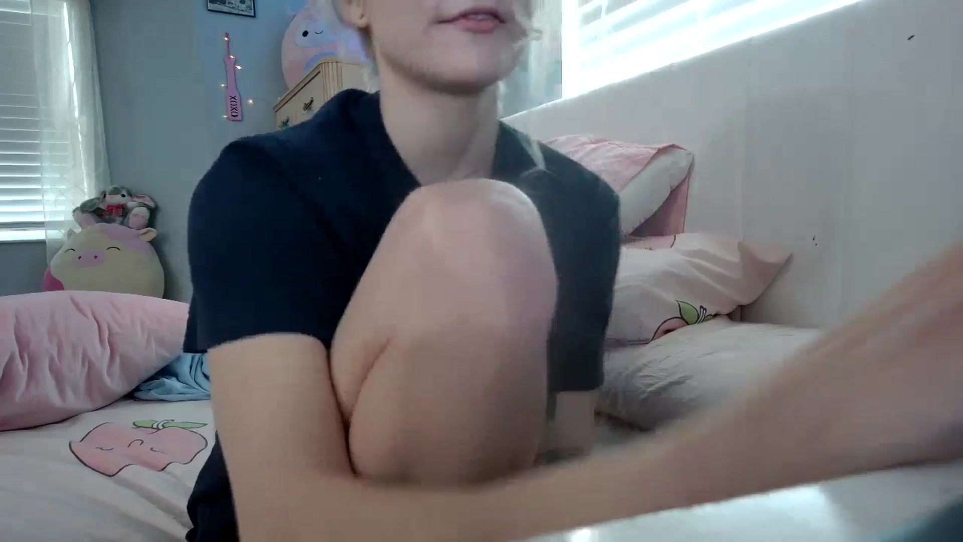 Gallery image thumbnail from DuckChan0's myfreecams stream on, 09/24/2024, 16:16 image 11 of 20