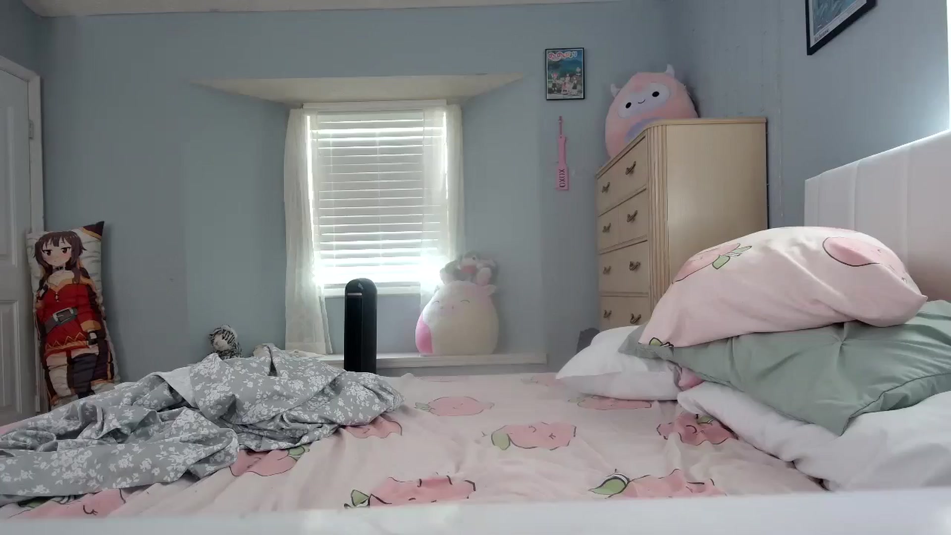 Gallery image thumbnail from DuckChan0's myfreecams stream on, 09/25/2024, 16:55 image 7 of 20