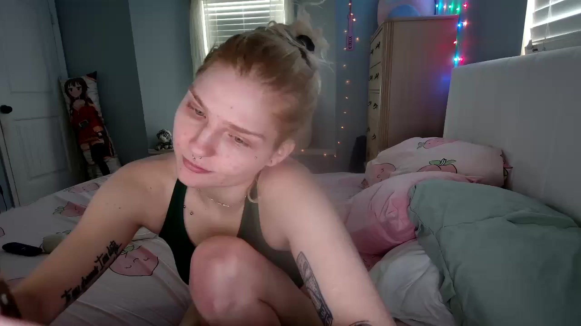 Gallery image thumbnail from DuckChan0's myfreecams stream on, 09/26/2024, 16:33 image 1 of 20