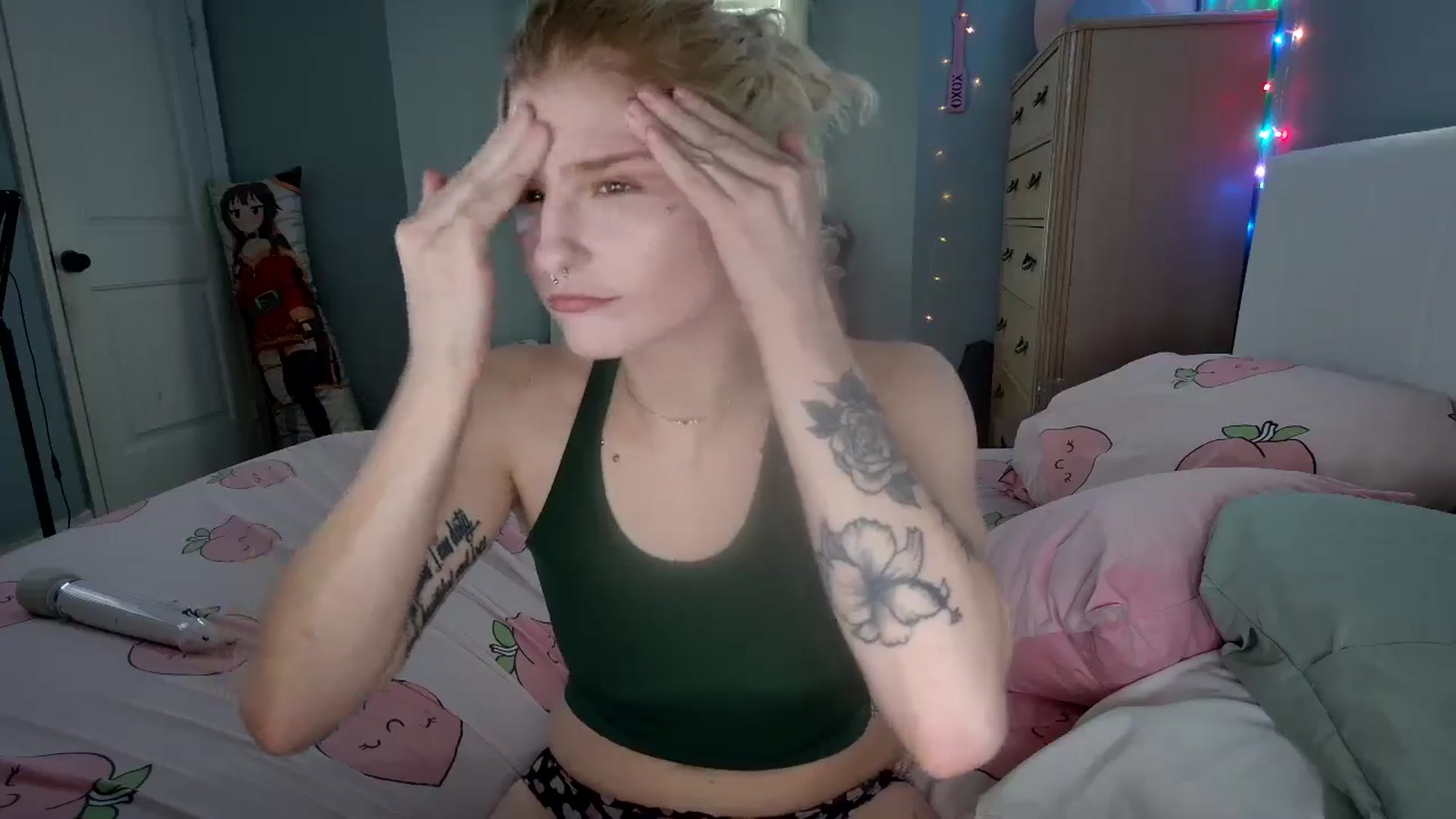 Gallery image thumbnail from DuckChan0's myfreecams stream on, 09/26/2024, 16:33 image 6 of 20