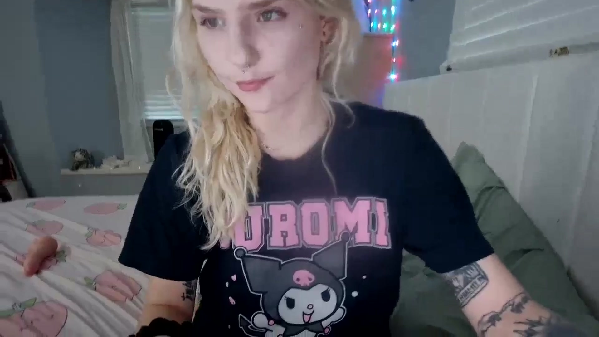 Gallery image thumbnail from DuckChan0's myfreecams stream on, 09/26/2024, 23:12 image 5 of 20