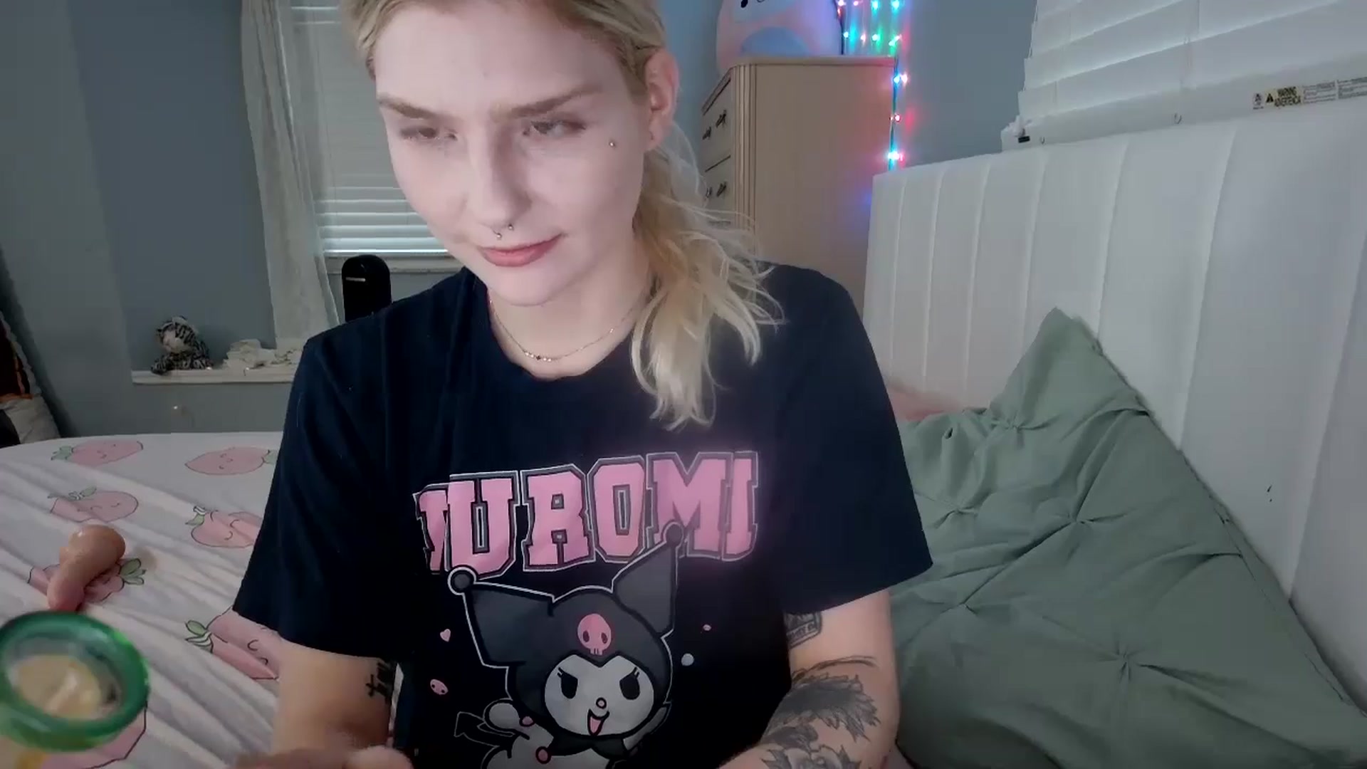 Gallery image thumbnail from DuckChan0's myfreecams stream on, 09/26/2024, 23:12 image 6 of 20