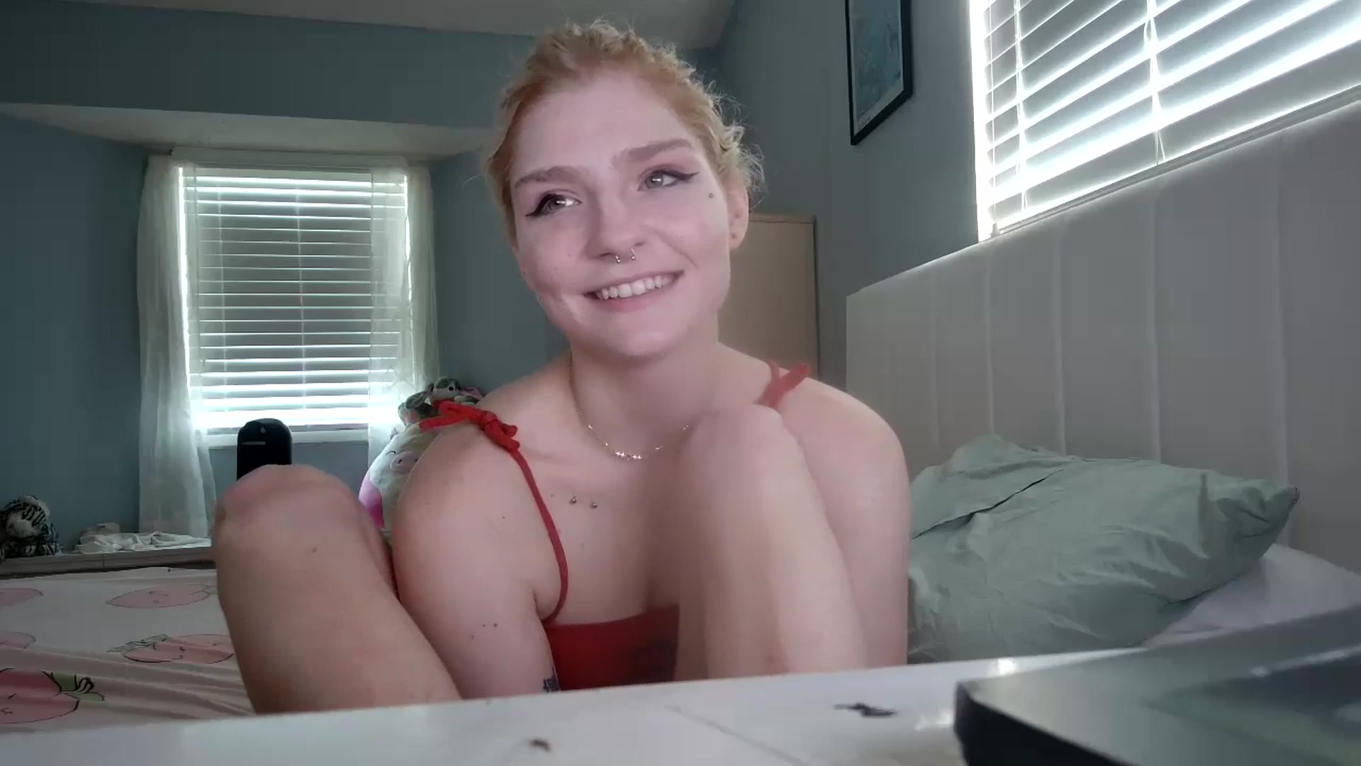 Gallery image thumbnail from DuckChan0's myfreecams stream on, 09/27/2024, 15:18 image 8 of 20
