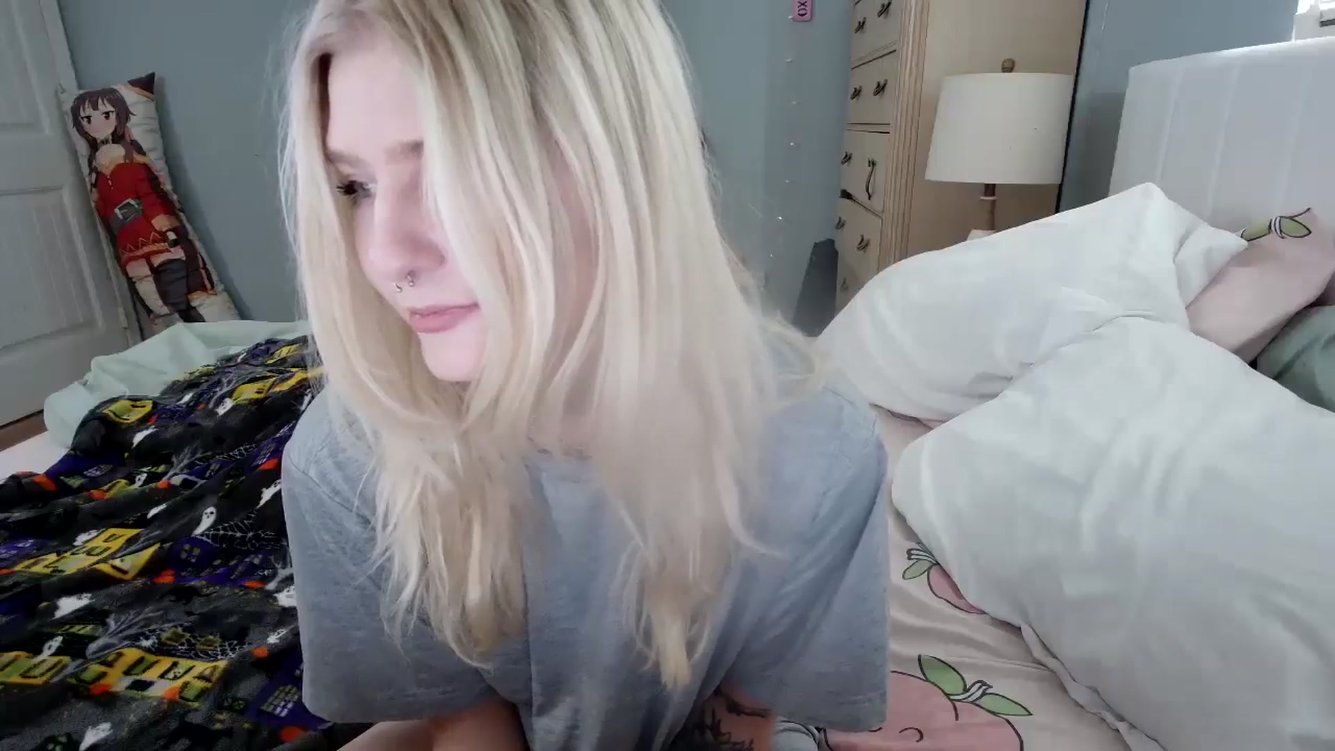 Gallery image thumbnail from DuckChan0's myfreecams stream on, 10/02/2024, 17:00 image 2 of 20