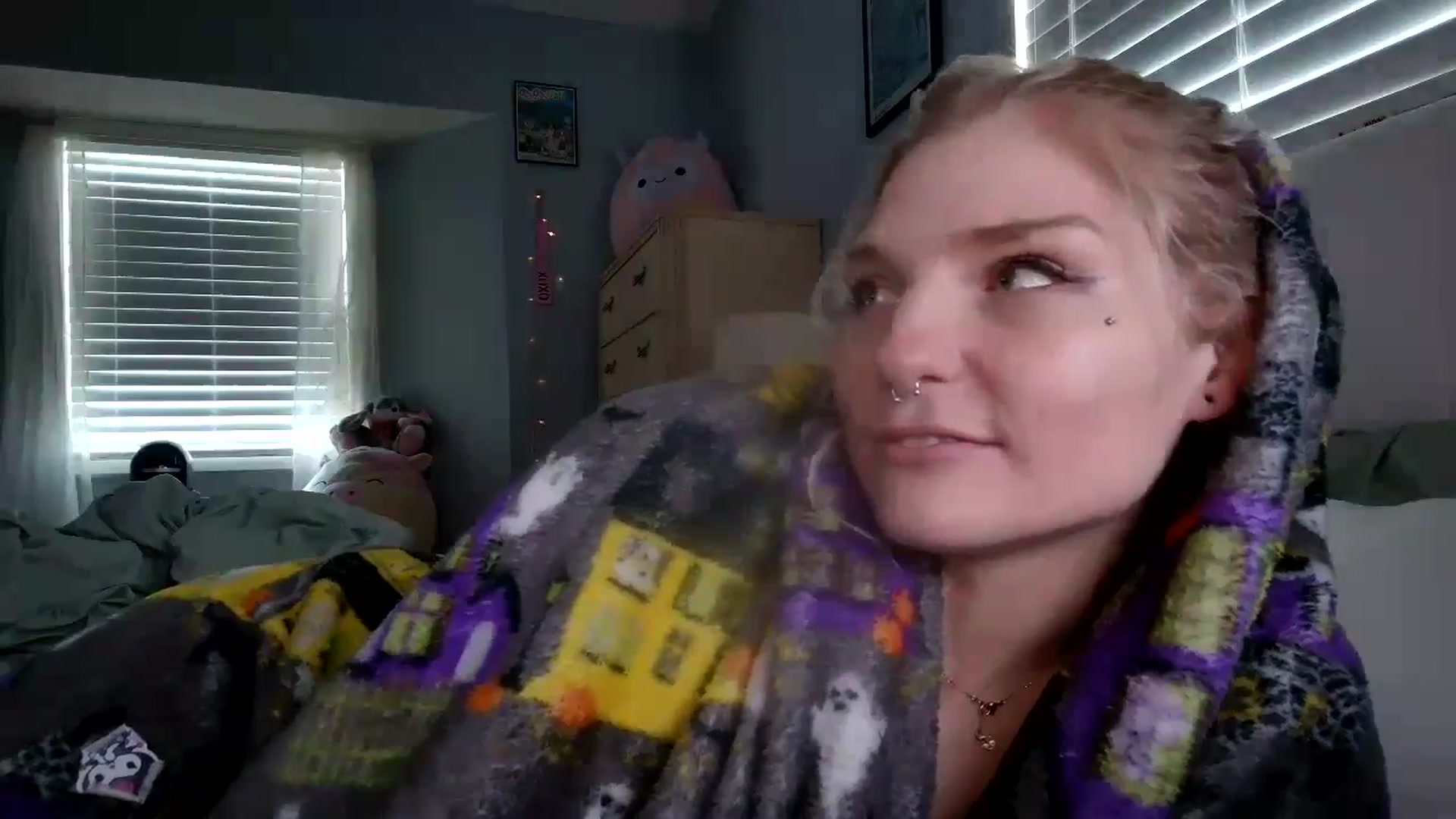 Gallery image thumbnail from DuckChan0's myfreecams stream on, 10/02/2024, 17:00 image 19 of 20
