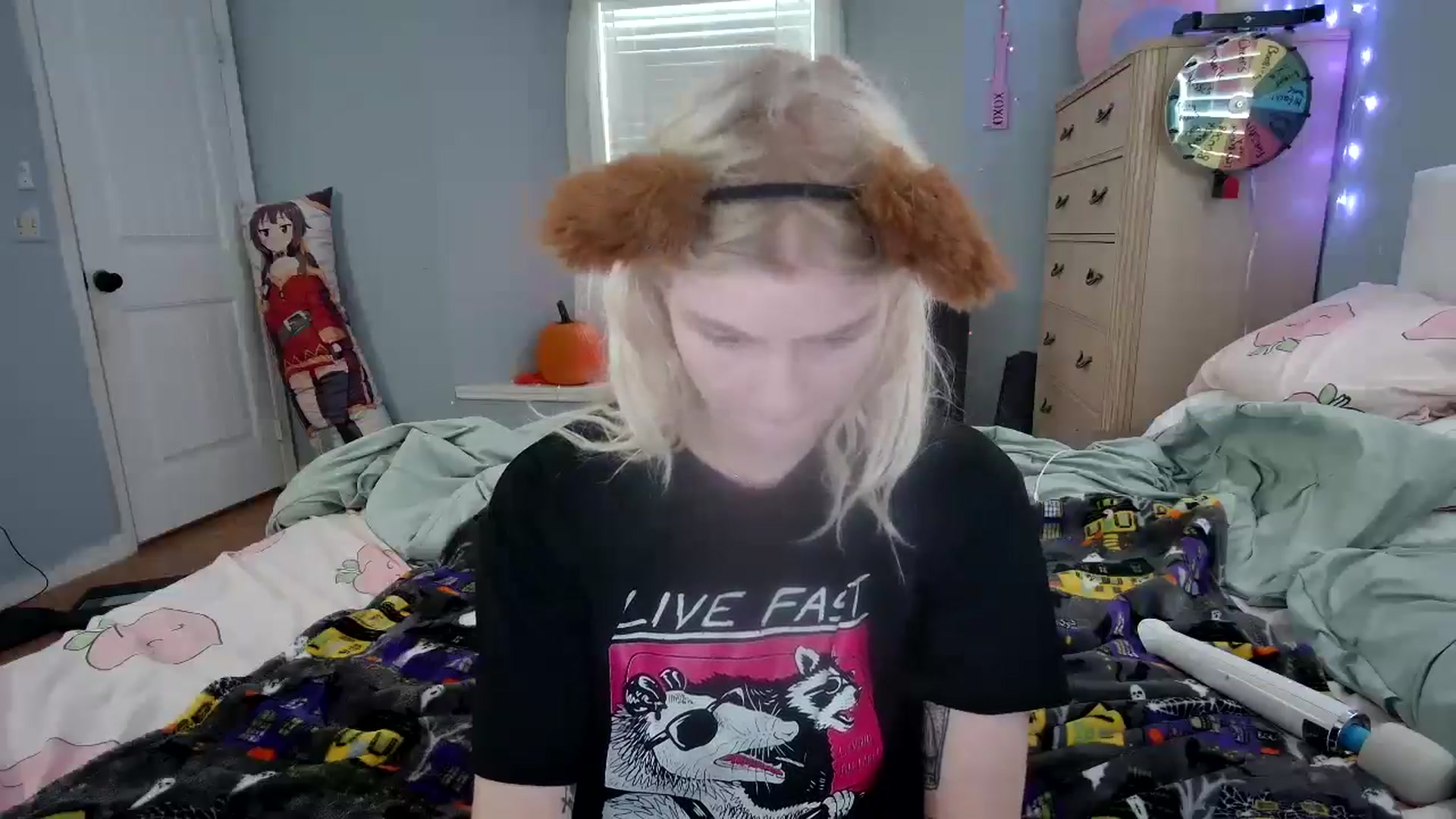 Gallery image thumbnail from DuckChan0's myfreecams stream on, 10/03/2024, 14:44 image 3 of 20