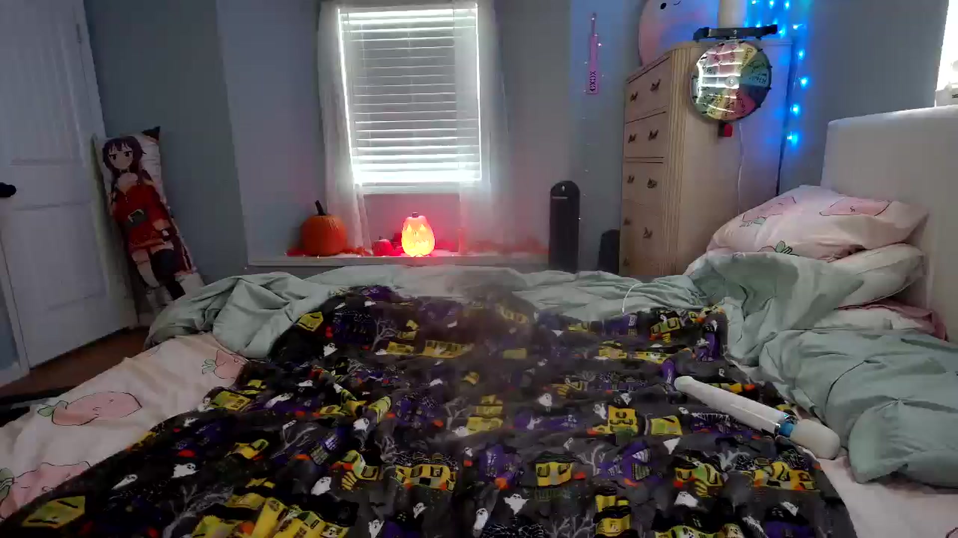 Gallery image thumbnail from DuckChan0's myfreecams stream on, 10/03/2024, 14:44 image 6 of 20