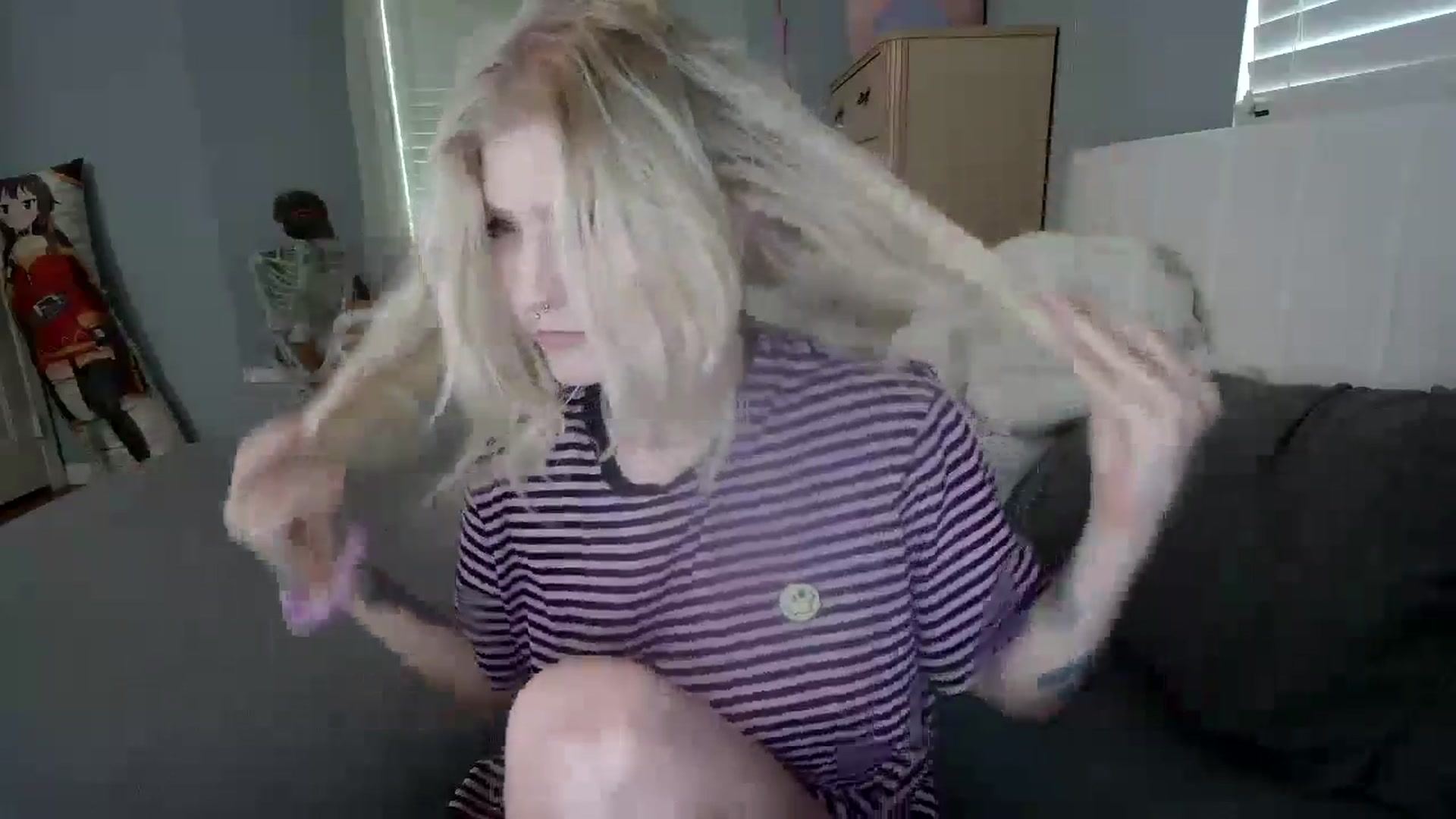 Gallery image thumbnail from DuckChan0's myfreecams stream on, 10/07/2024, 14:31 image 6 of 20