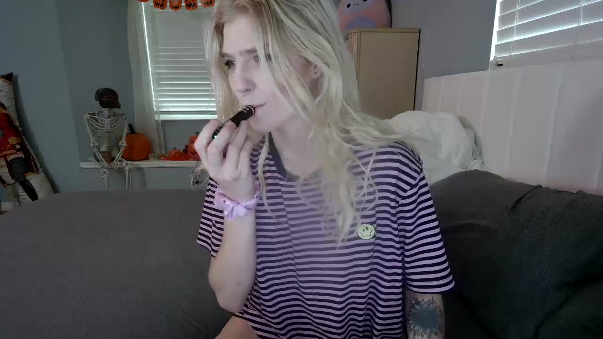 Gallery image thumbnail from DuckChan0's myfreecams stream on, 10/07/2024, 14:31 image 12 of 20