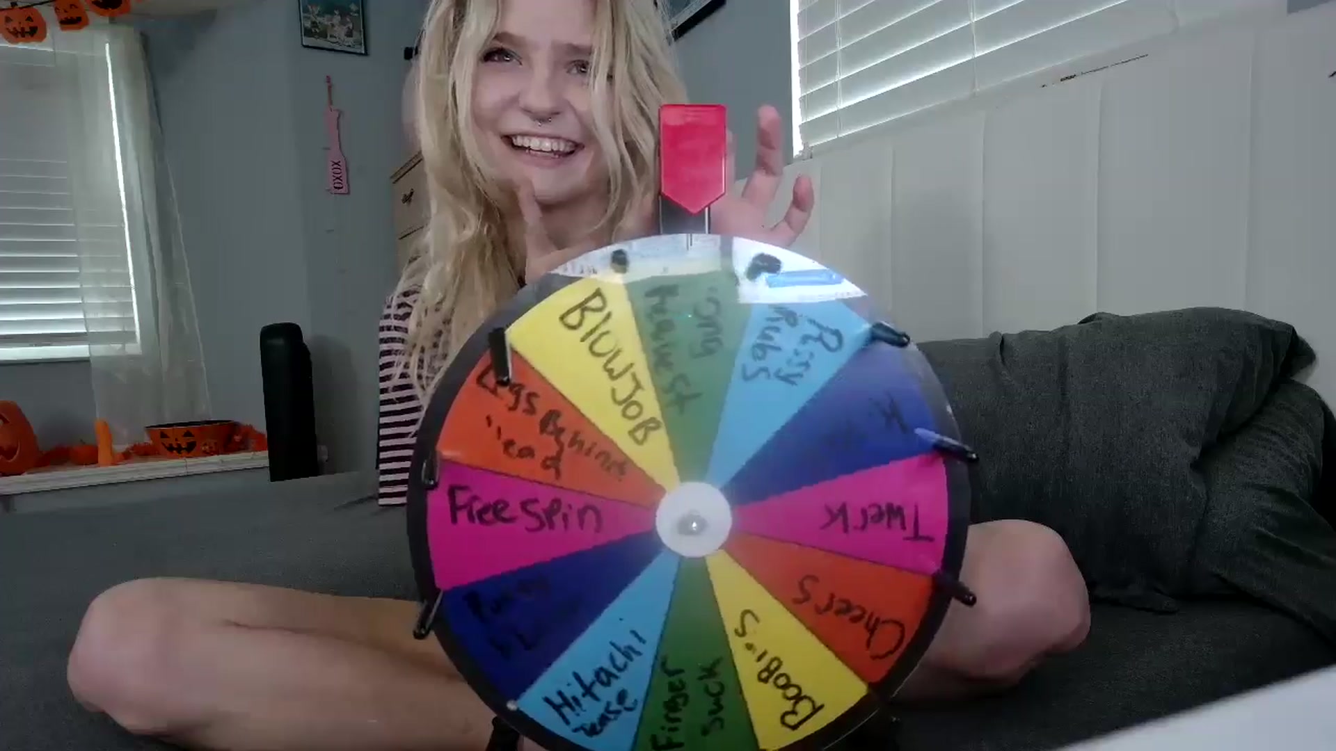 Gallery image thumbnail from DuckChan0's myfreecams stream on, 10/07/2024, 14:31 image 11 of 20