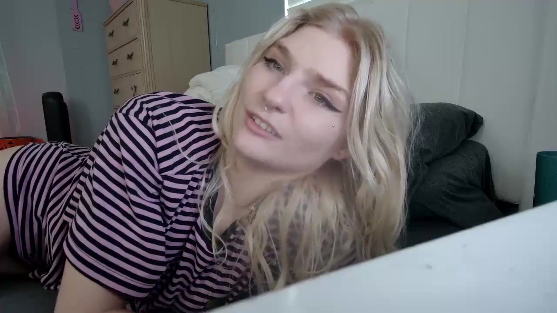 Gallery image thumbnail from DuckChan0's myfreecams stream on, 10/07/2024, 15:50 image 5 of 20