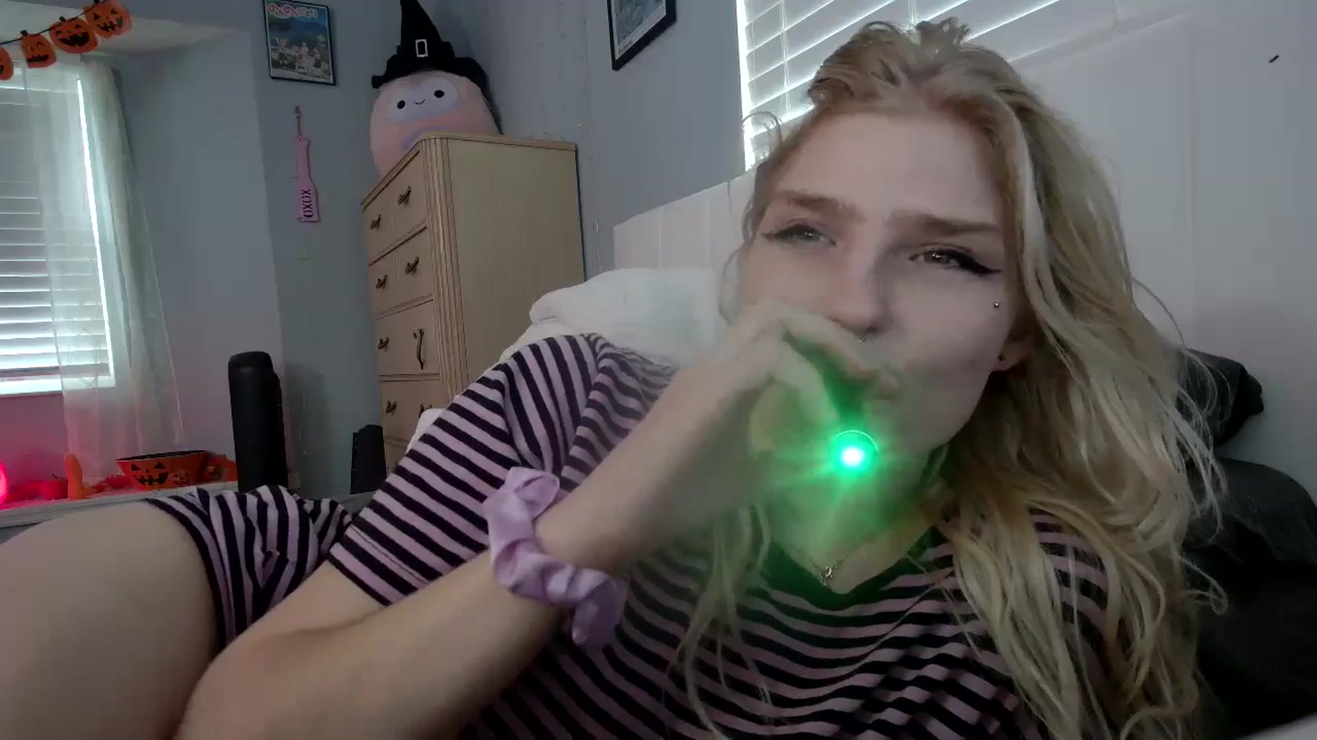 Gallery image thumbnail from DuckChan0's myfreecams stream on, 10/07/2024, 16:27 image 19 of 20