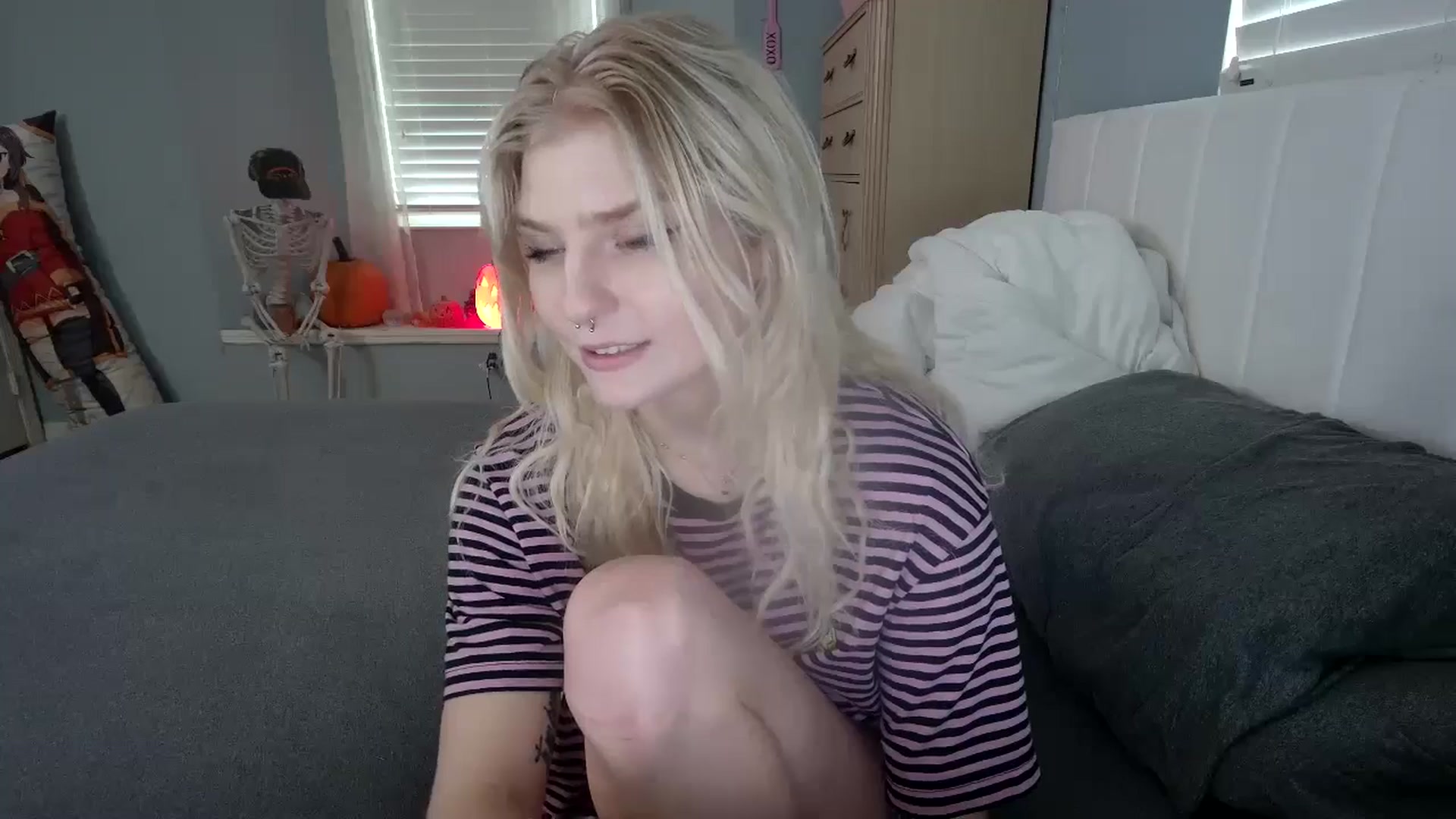 Gallery image thumbnail from DuckChan0's myfreecams stream on, 10/07/2024, 16:27 image 8 of 20