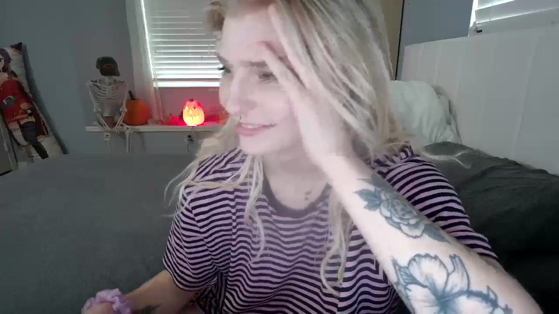 Gallery image thumbnail from DuckChan0's myfreecams stream on, 10/07/2024, 16:27 image 4 of 20