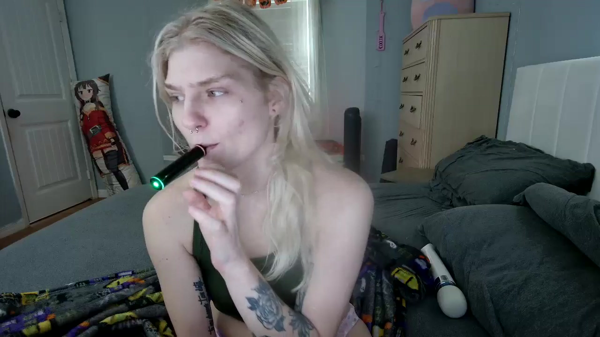 Gallery image thumbnail from DuckChan0's myfreecams stream on, 10/08/2024, 15:28 image 2 of 20
