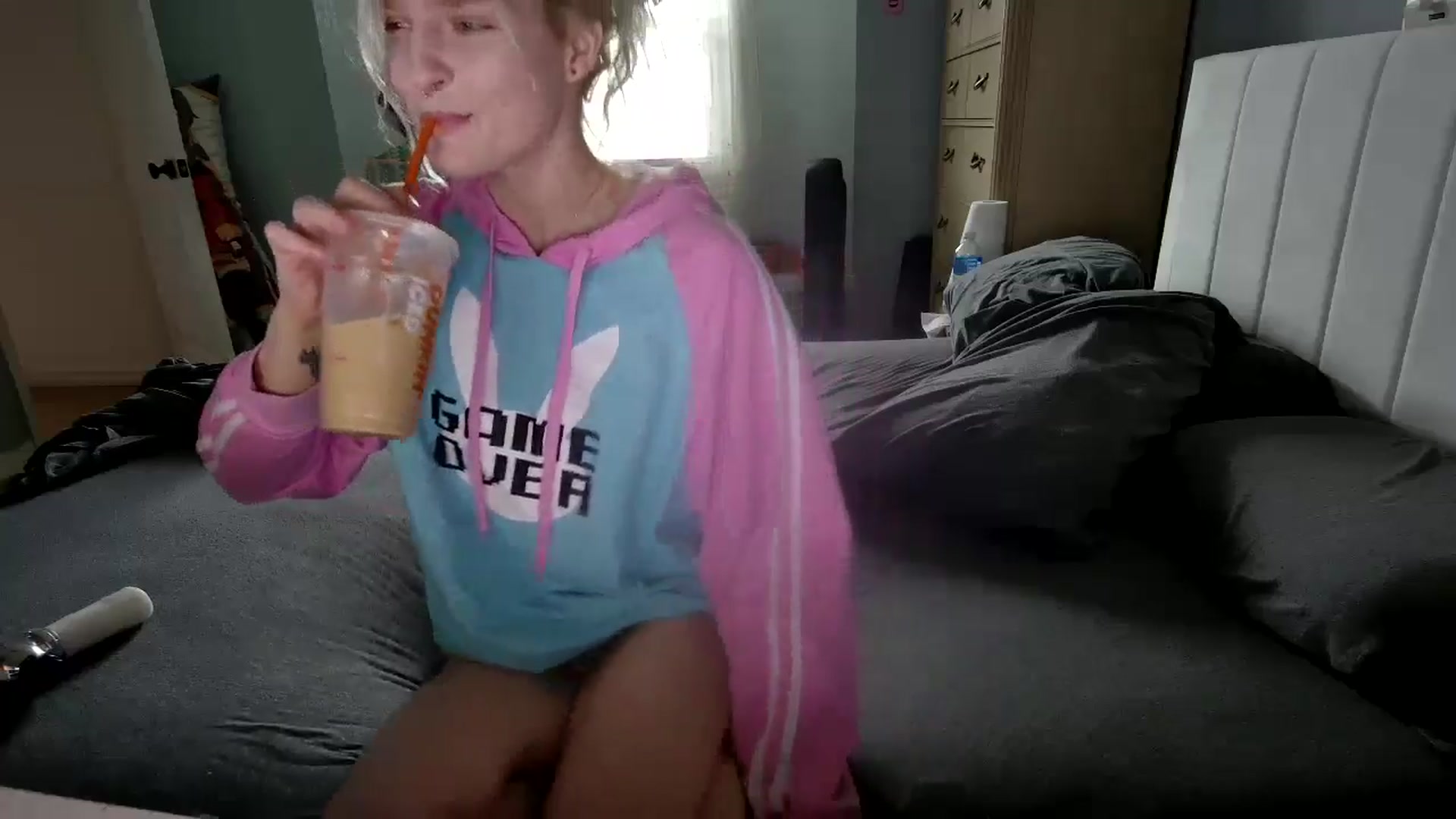 Gallery image thumbnail from DuckChan0's myfreecams stream on, 10/09/2024, 17:27 image 3 of 20