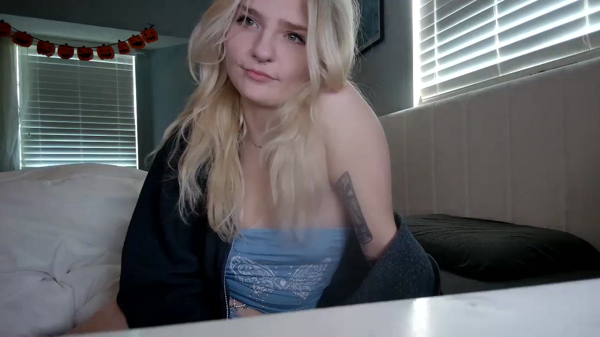 Gallery image thumbnail from DuckChan0's myfreecams stream on, 10/14/2024, 15:31 image 18 of 20