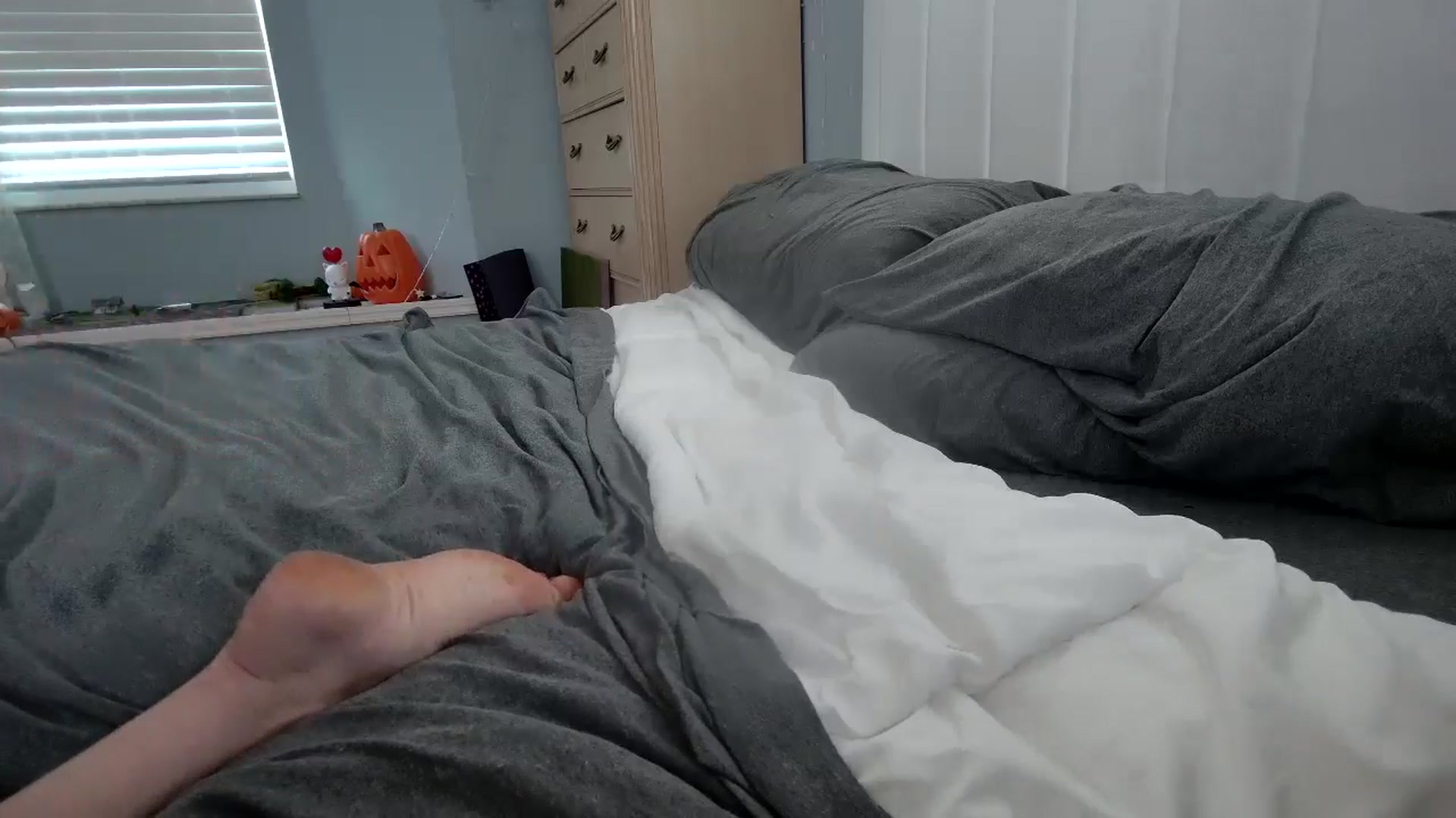 Gallery image thumbnail from DuckChan0's myfreecams stream on, 10/16/2024, 15:19 image 19 of 20