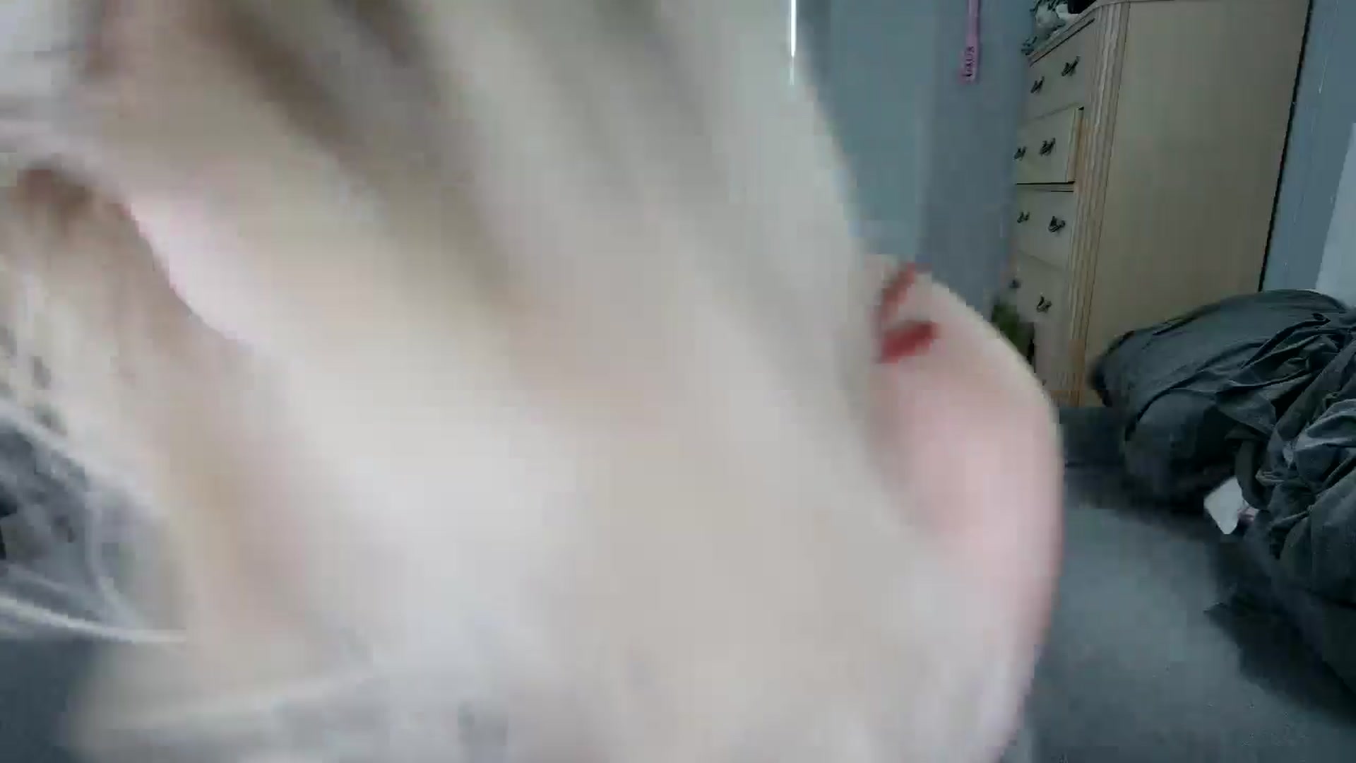 Gallery image thumbnail from DuckChan0's myfreecams stream on, 10/19/2024, 16:43 image 10 of 20