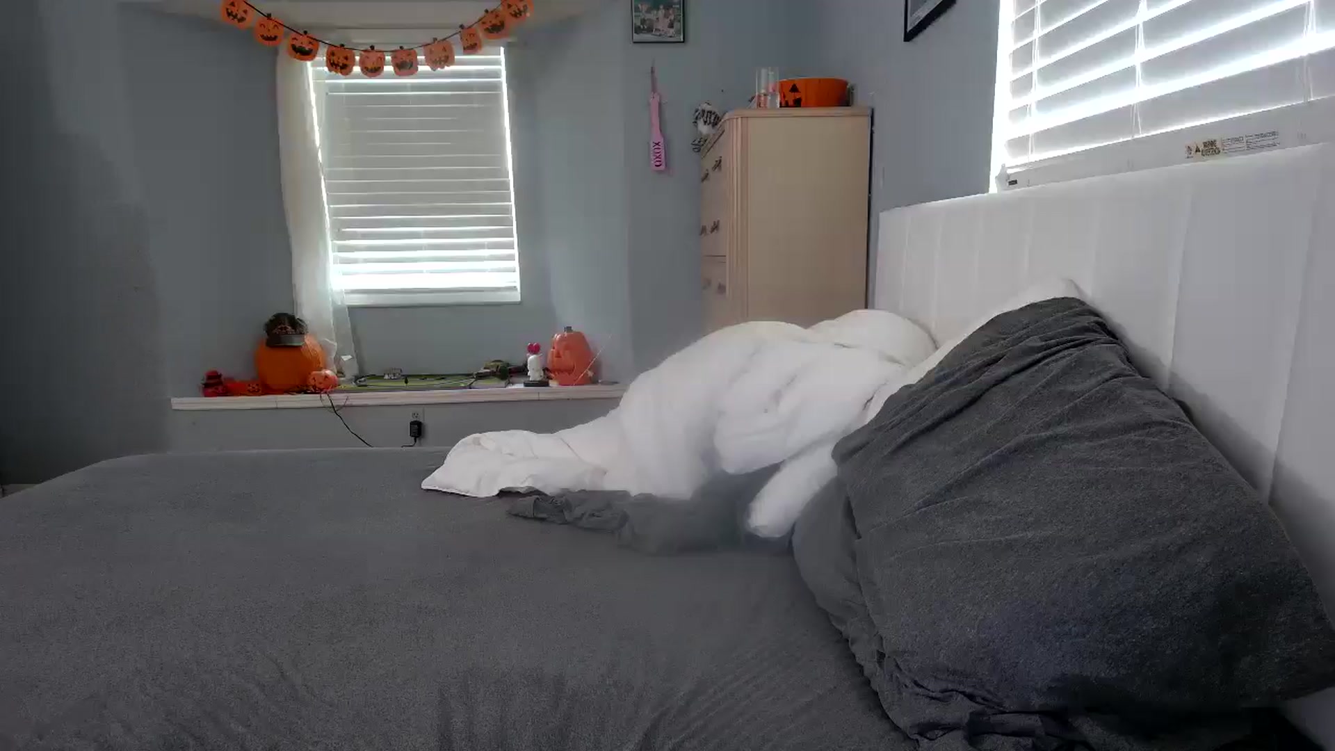 Gallery image thumbnail from DuckChan0's myfreecams stream on, 10/21/2024, 15:55 image 12 of 20