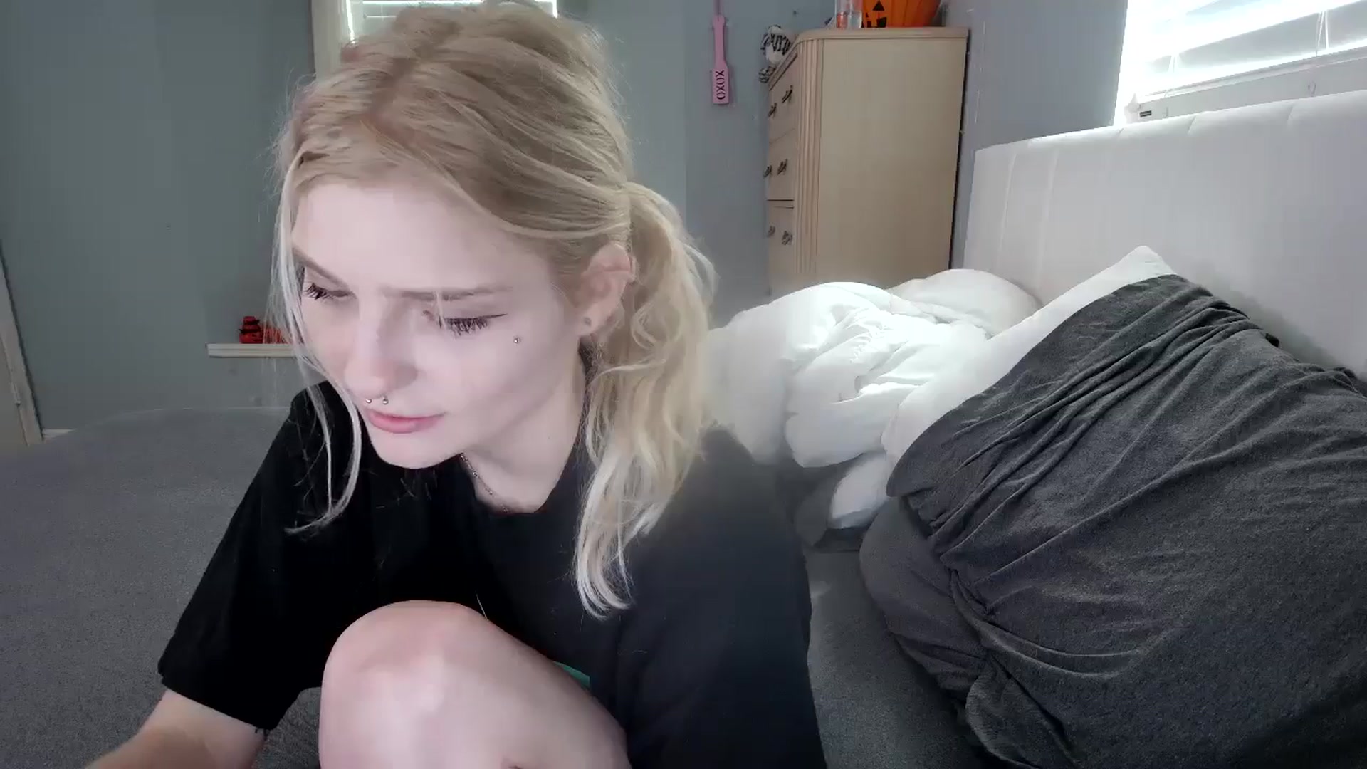 Gallery image thumbnail from DuckChan0's myfreecams stream on, 10/21/2024, 16:21 image 5 of 20